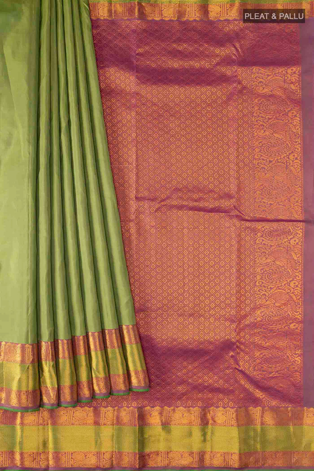 pleats pallu
