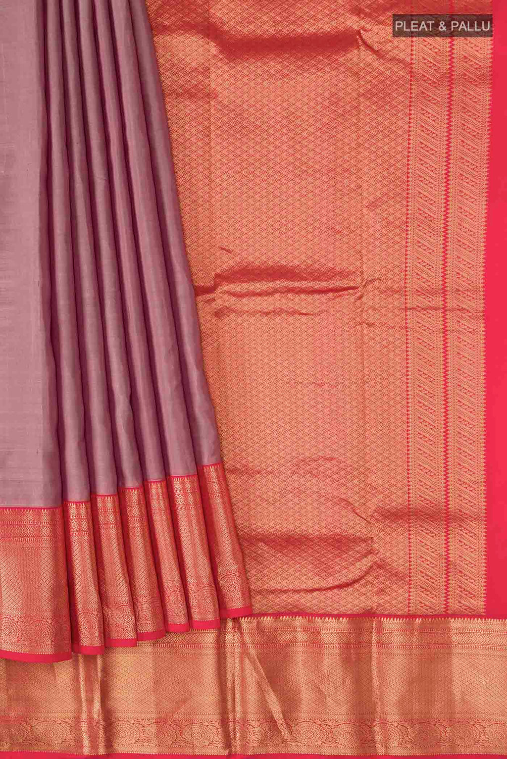 pleats pallu