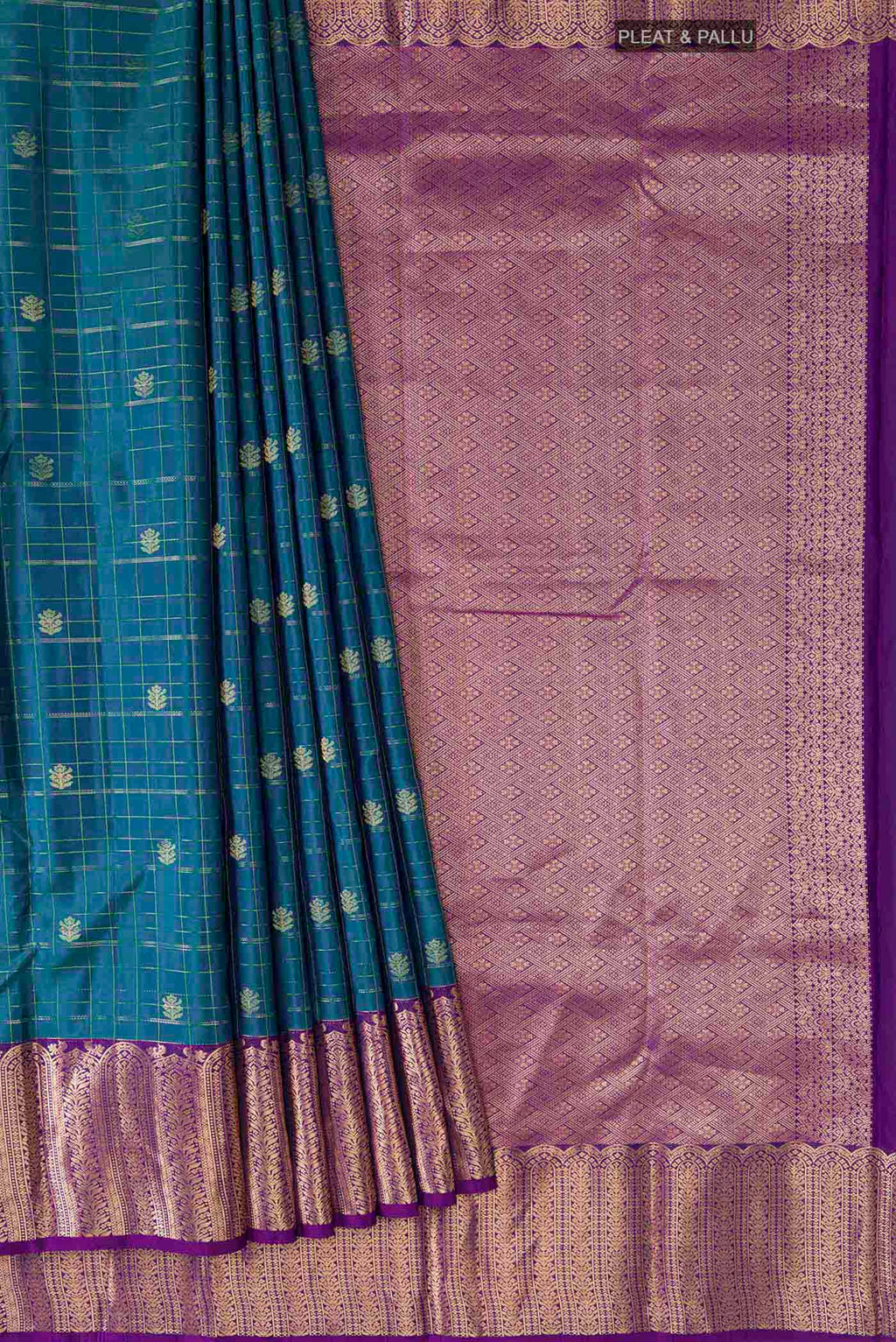 pleats pallu
