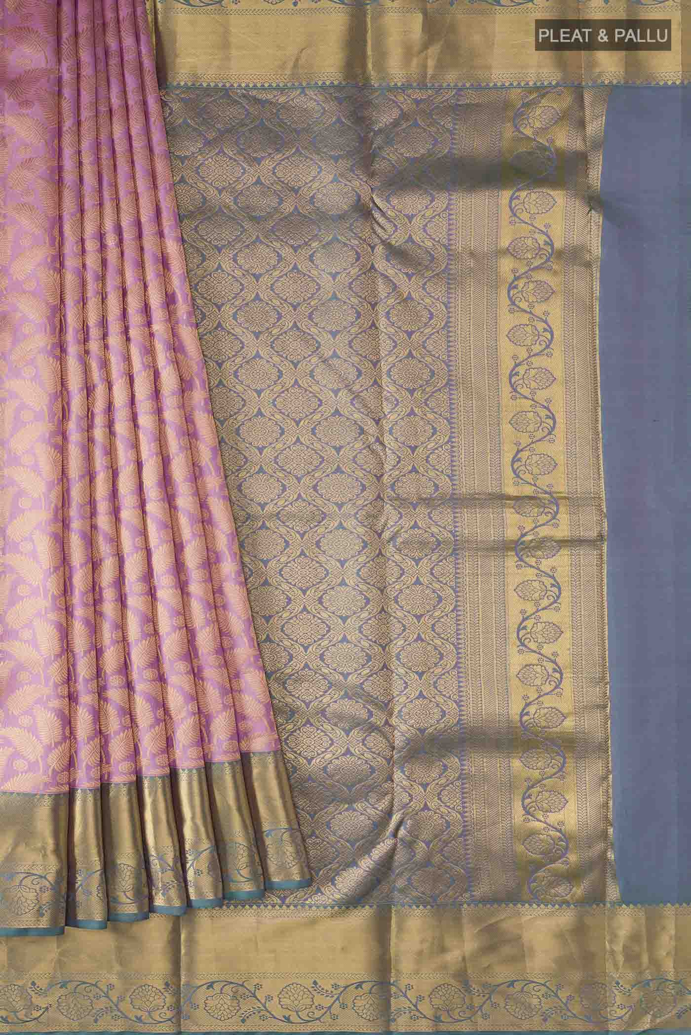 pleats pallu