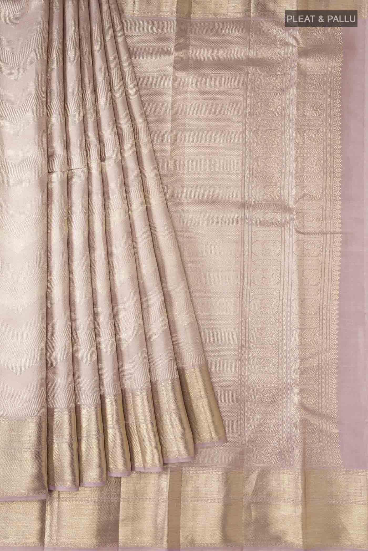 pleats pallu