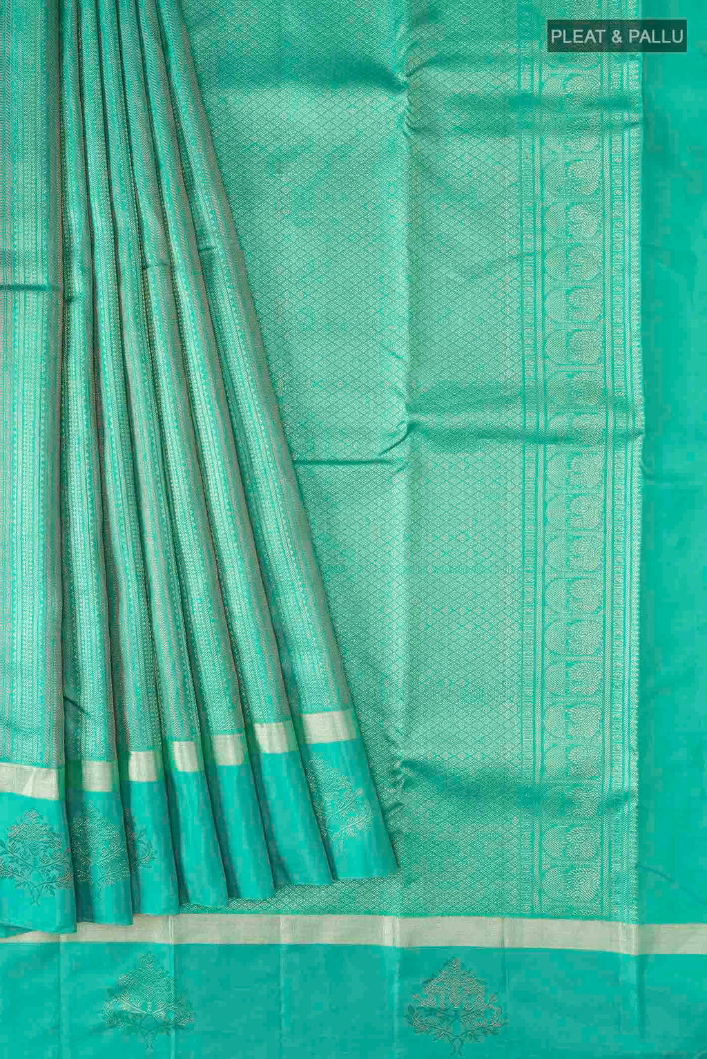 pleats pallu