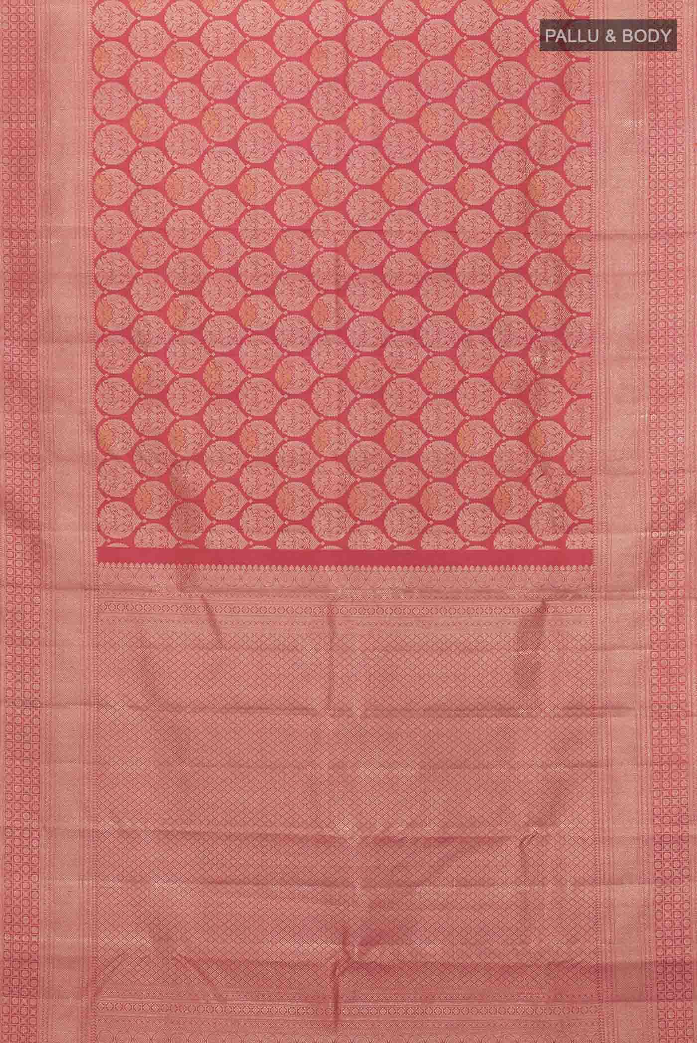 pallu body