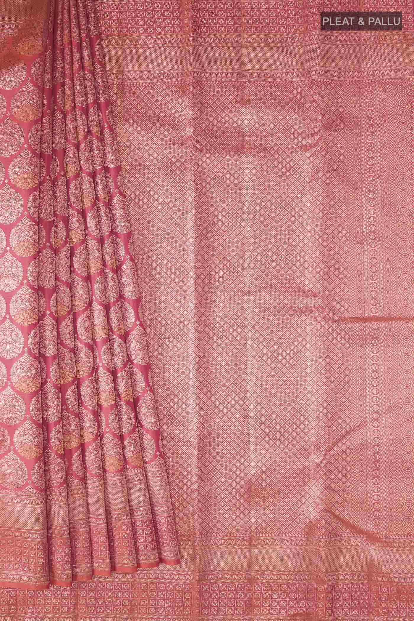 pleats pallu