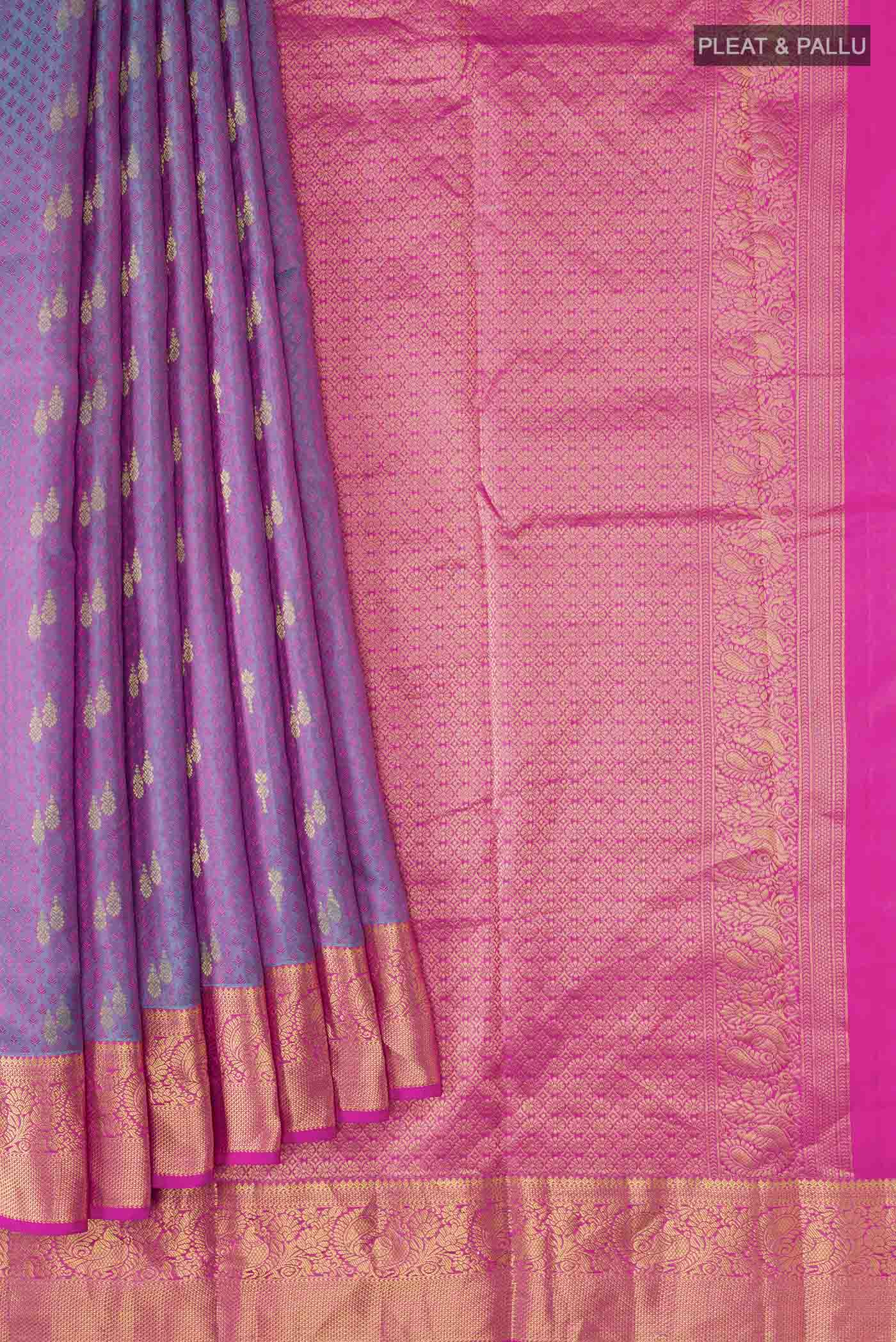 pleats pallu