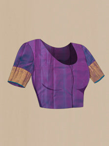 blouse closeup