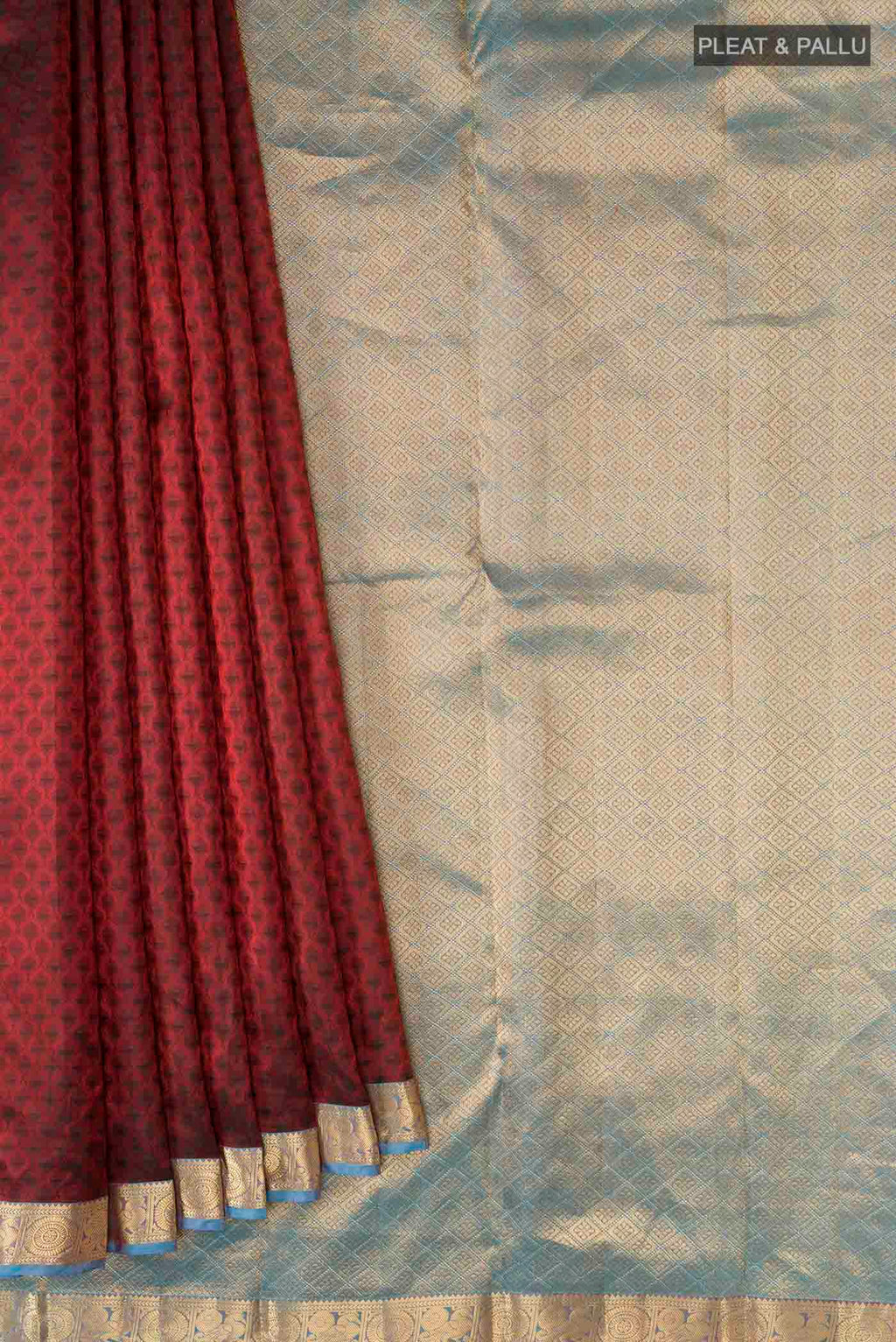 pleats pallu