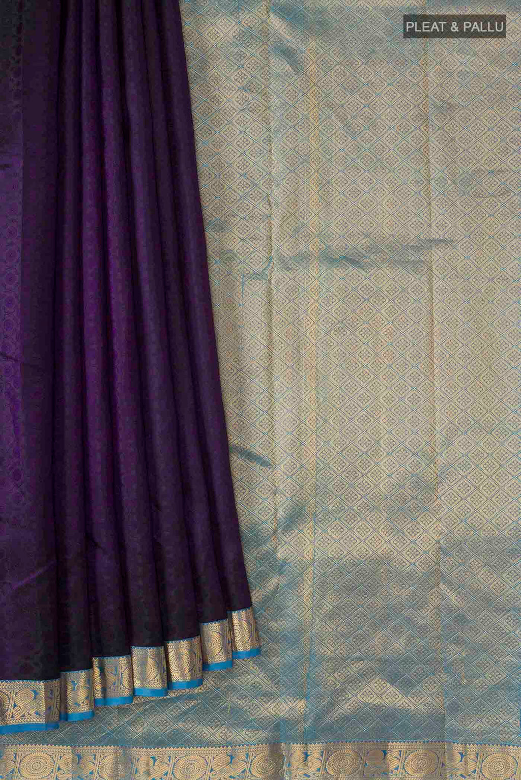 pleats pallu