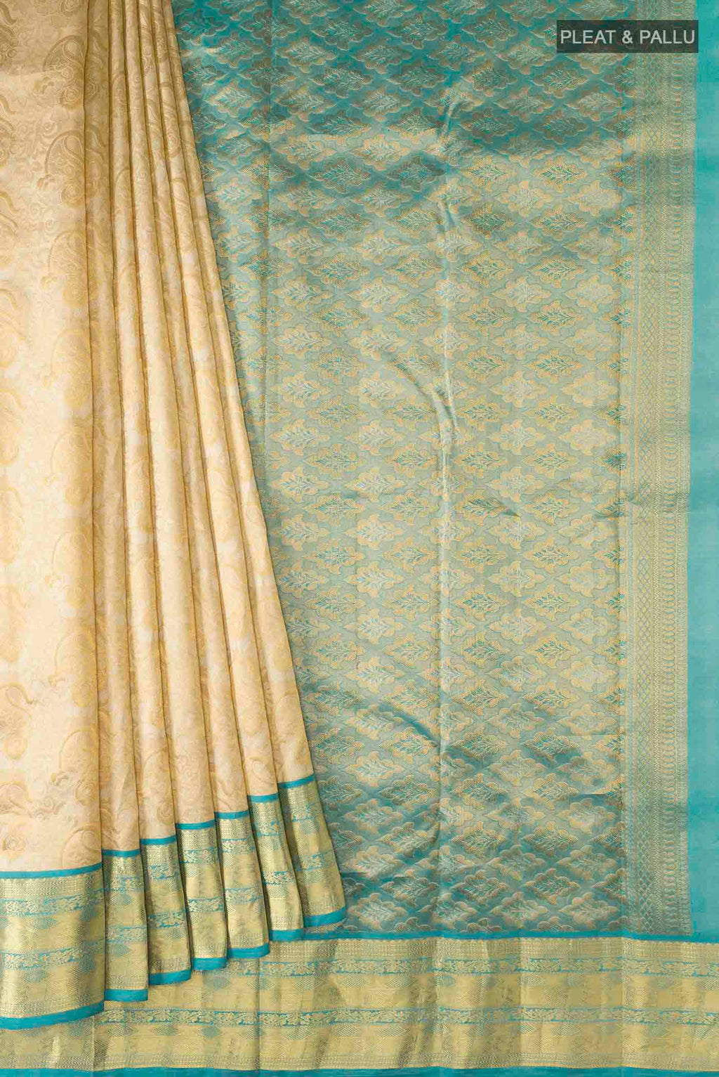 pleats pallu