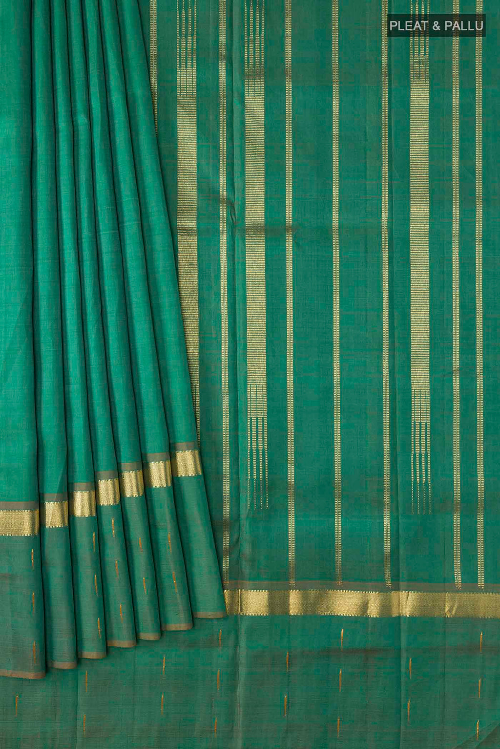 pleats pallu
