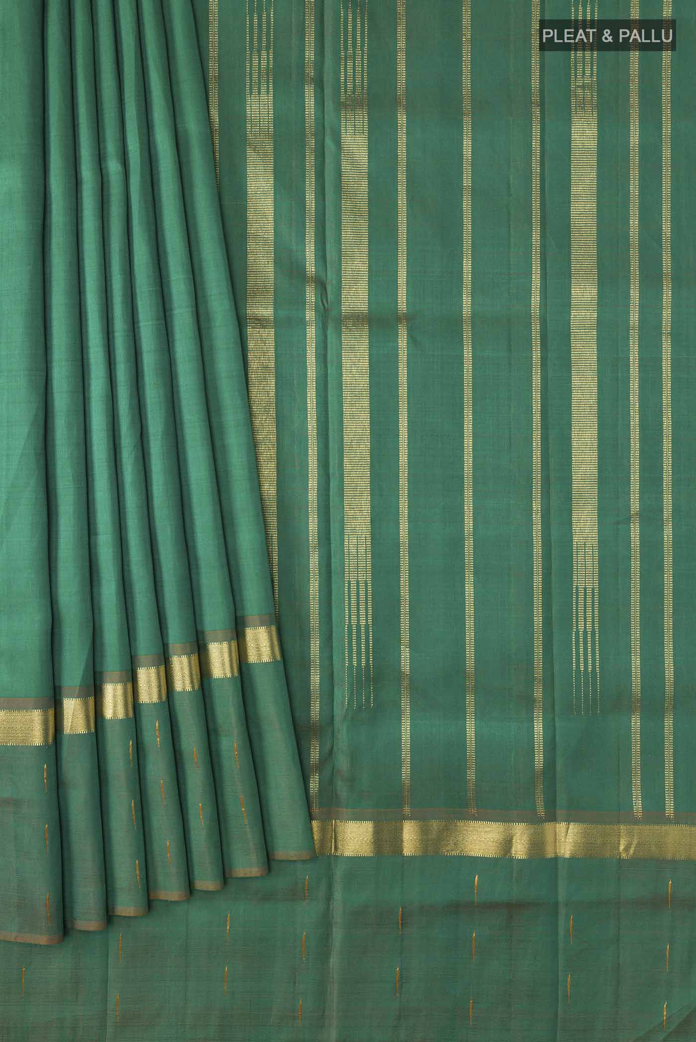 pleats pallu