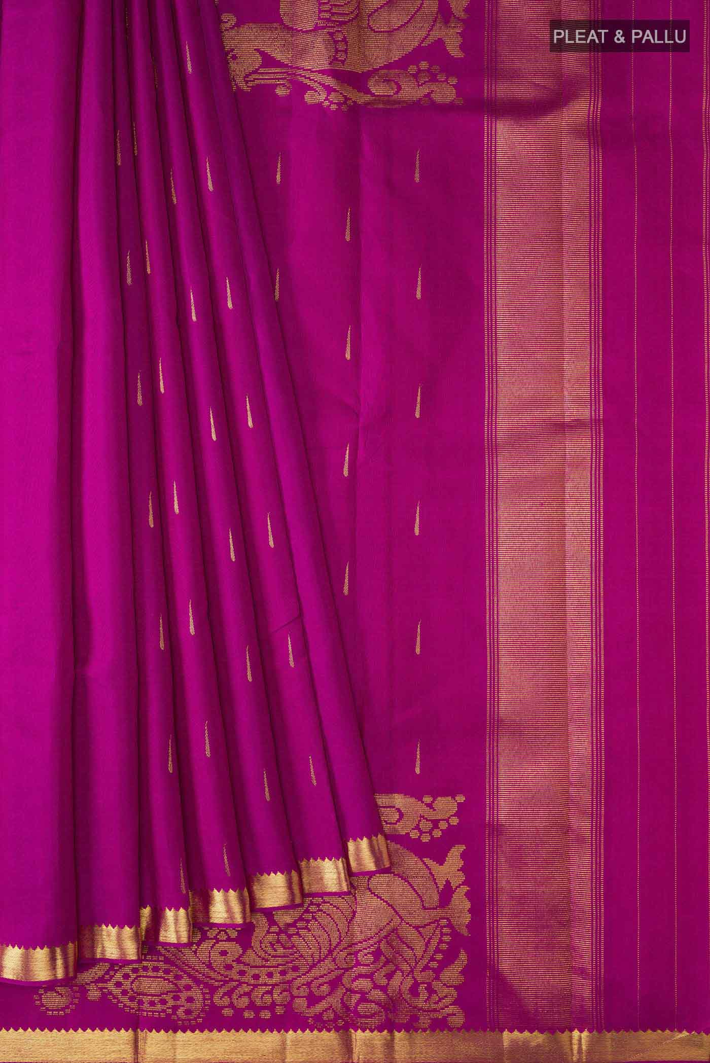 pleats pallu