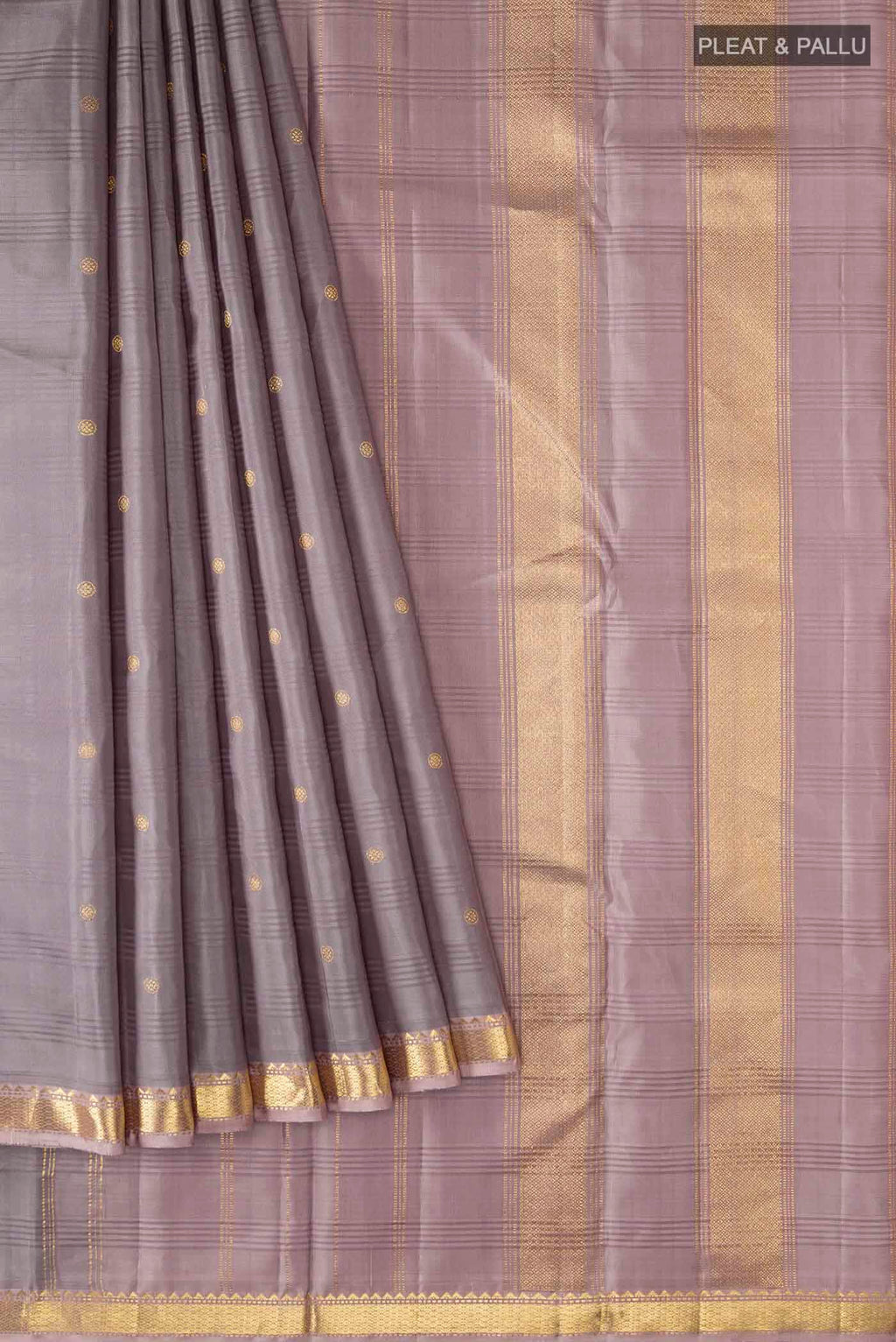 pleats pallu