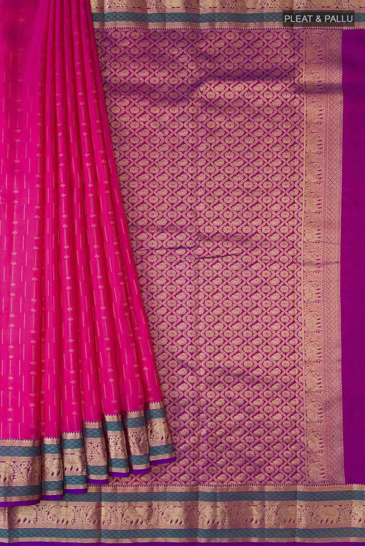 pleats pallu