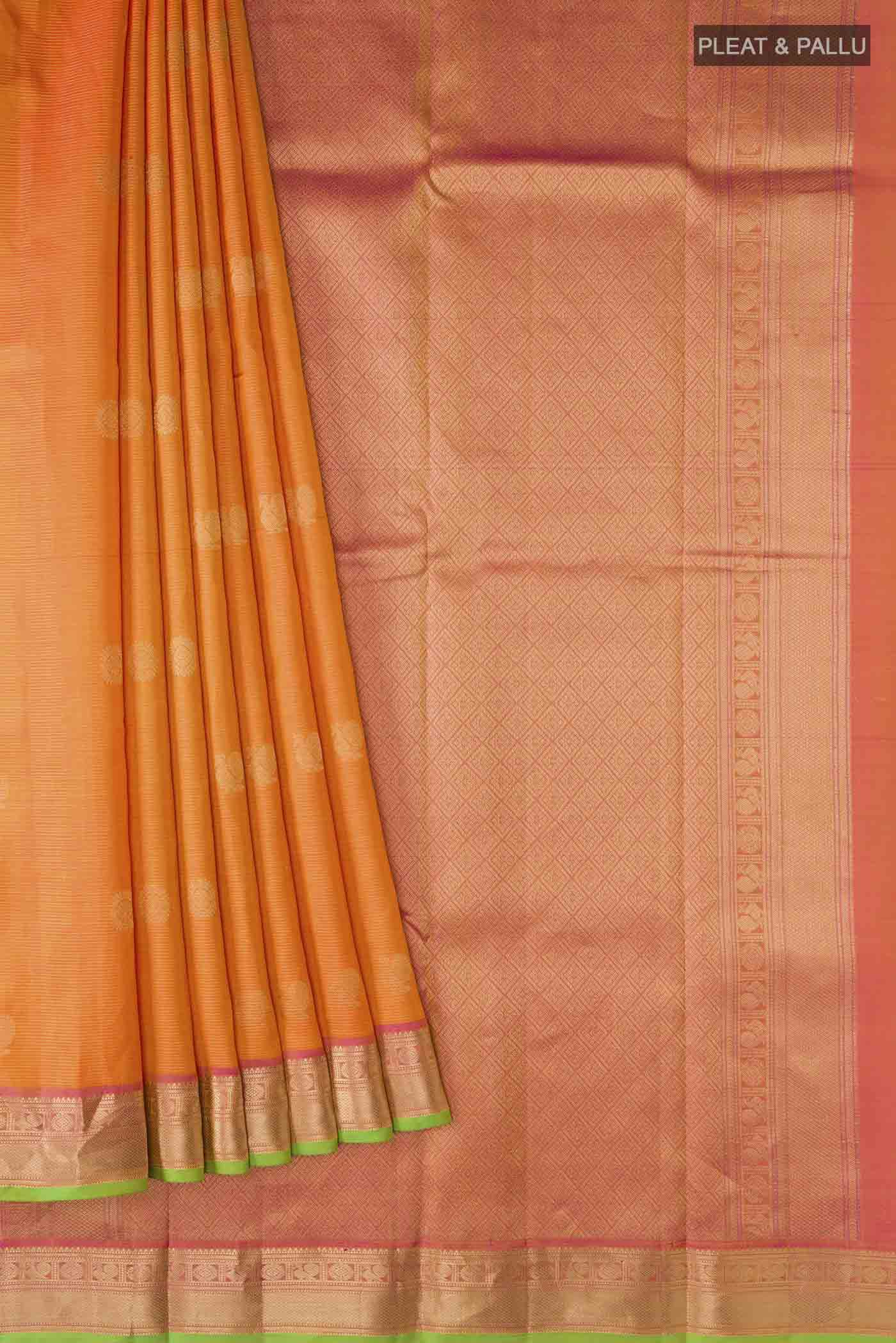 pleats pallu
