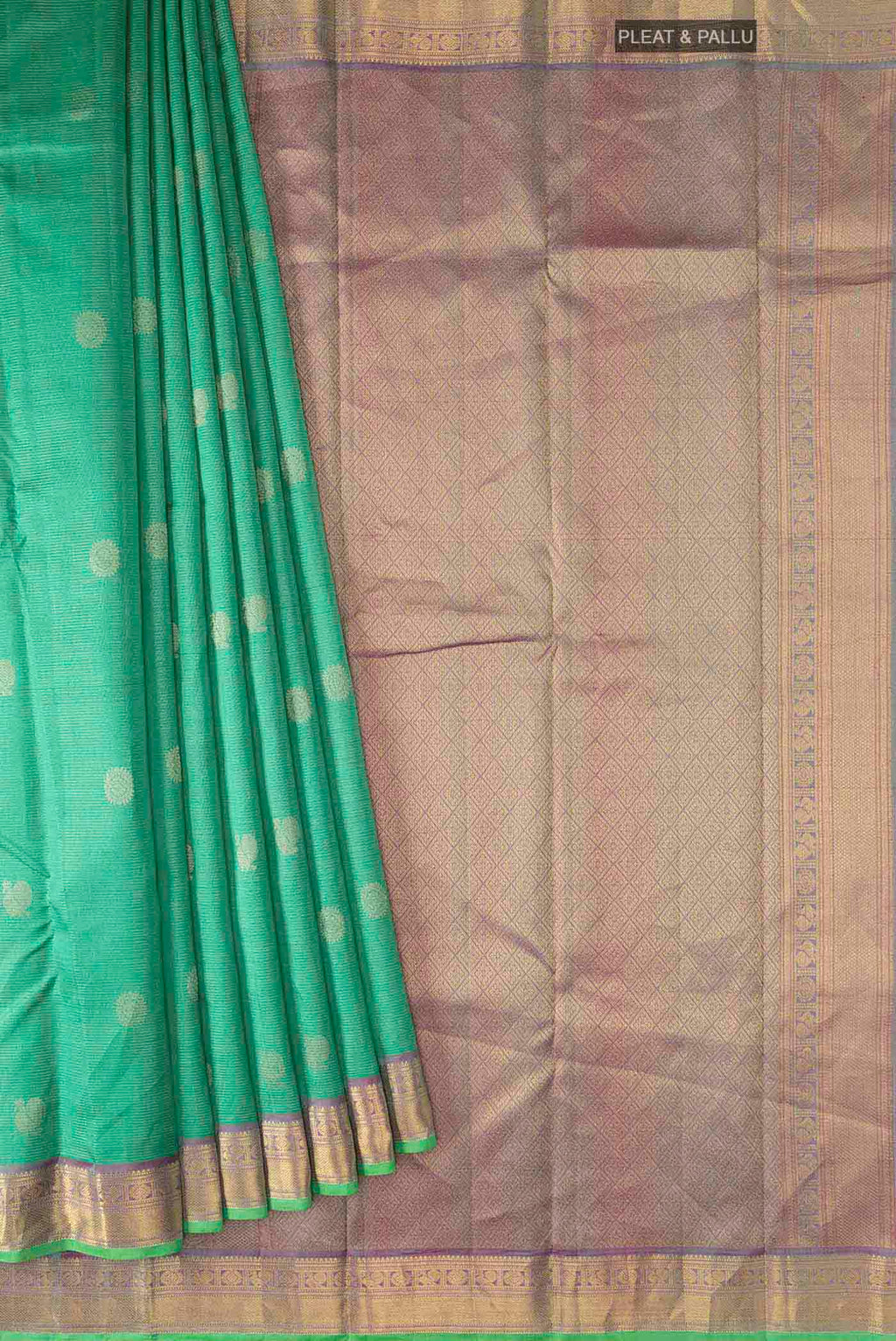 pleats pallu