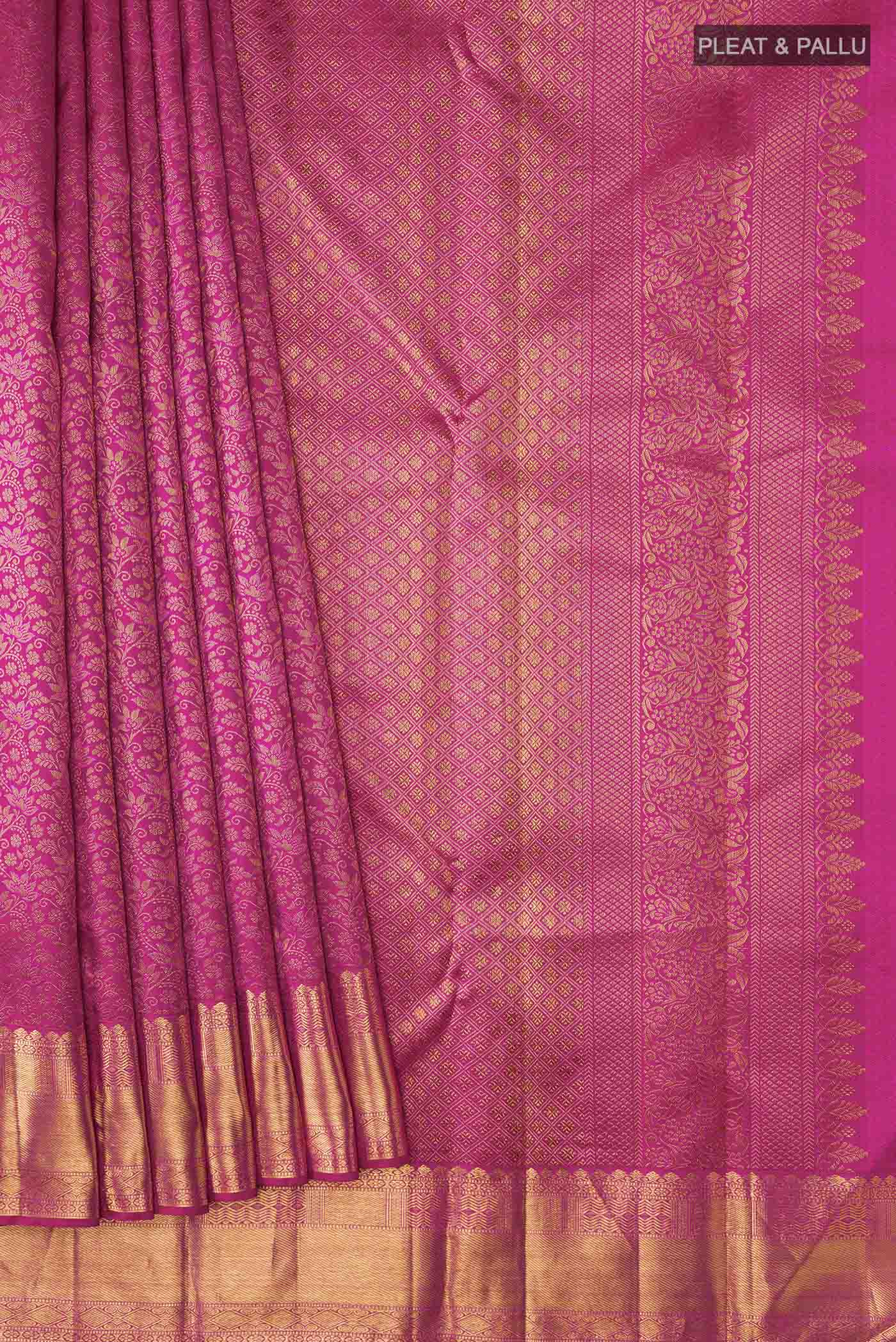 pleats pallu