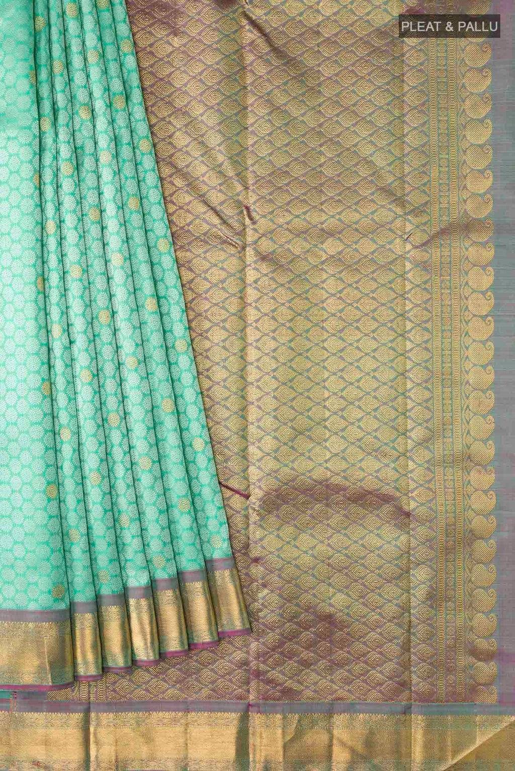 pleats pallu