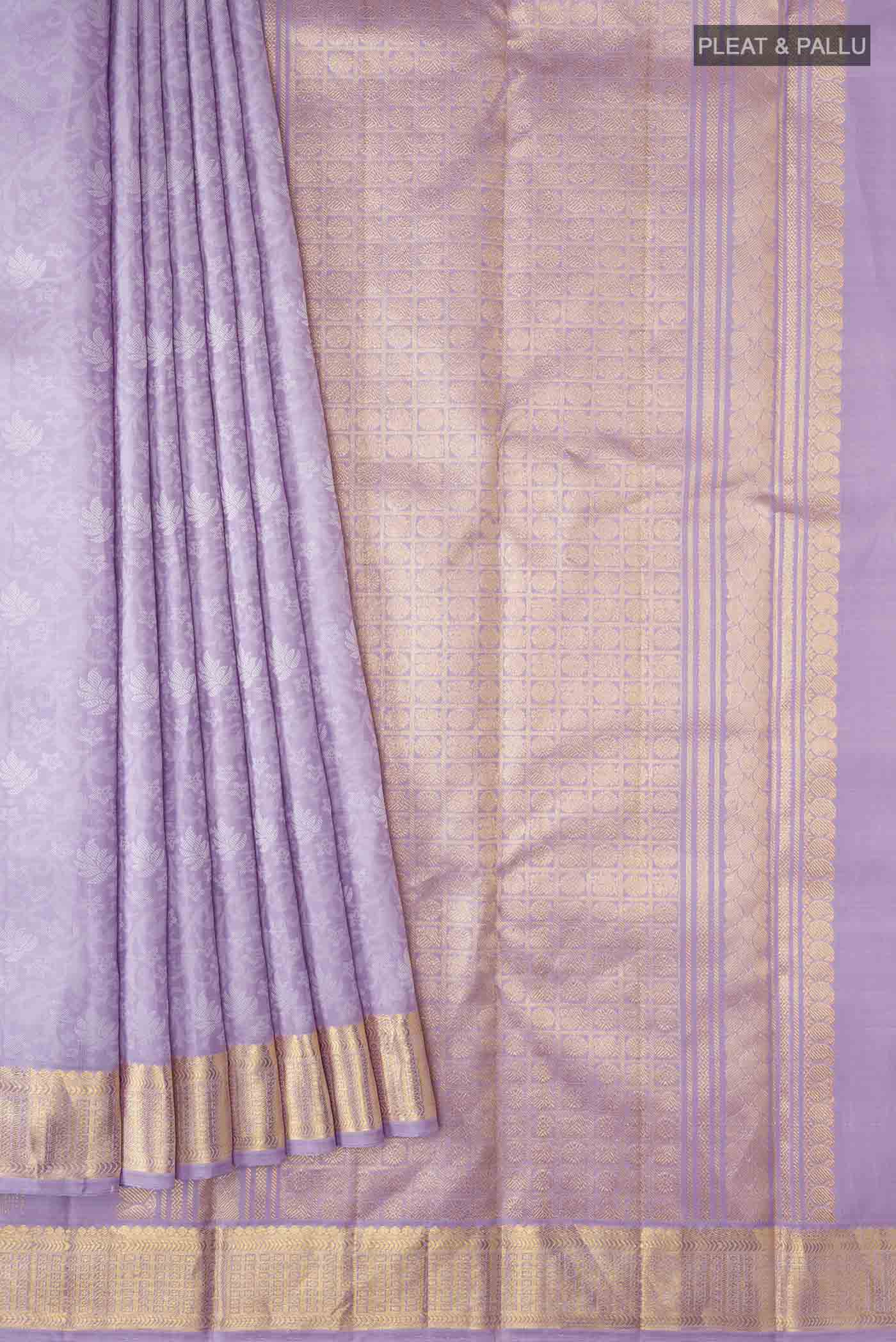 pleats pallu