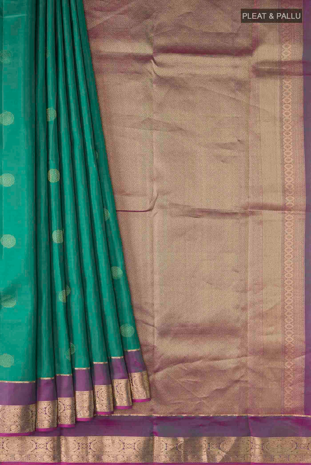 pleats pallu