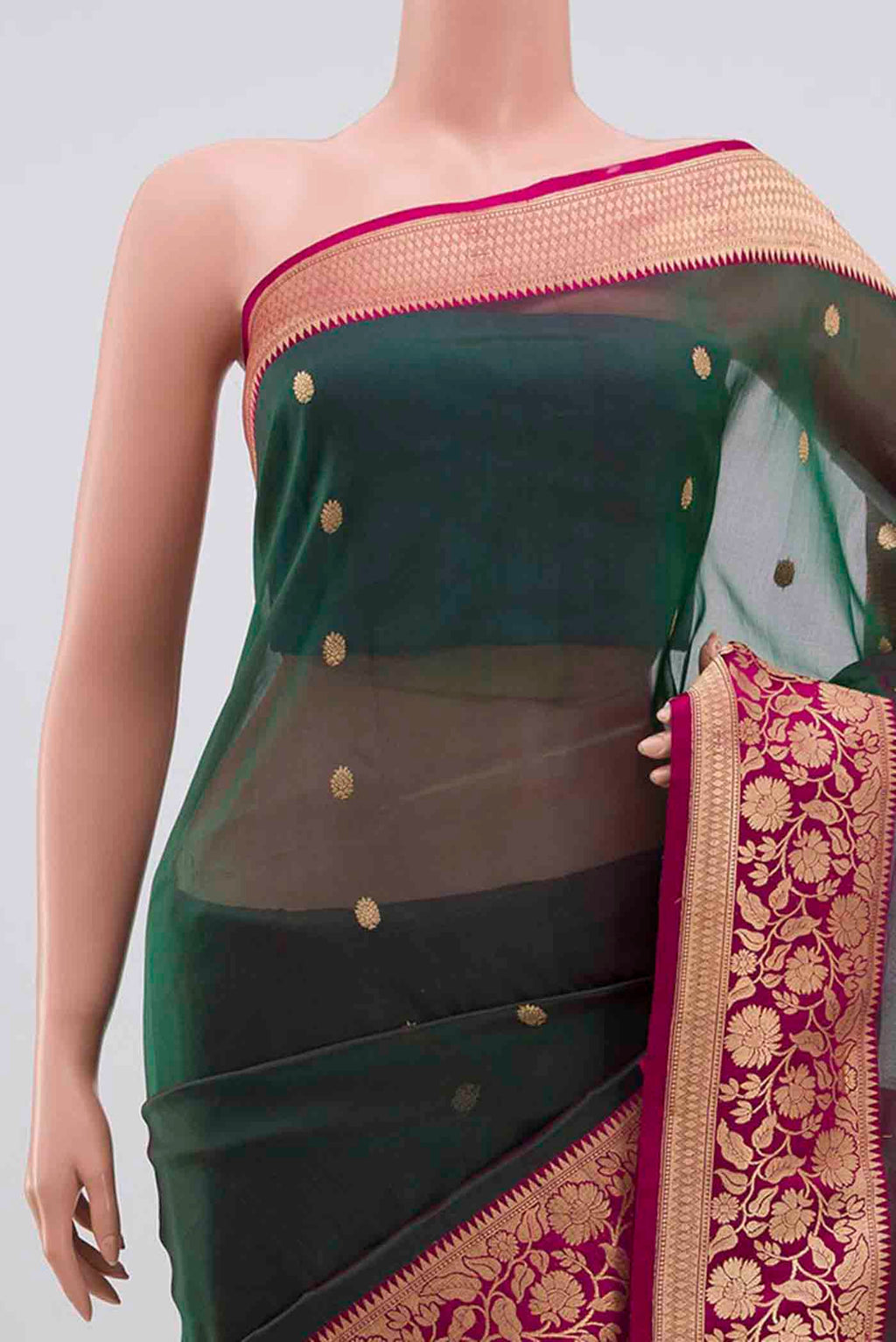 Border image of Green with Pink Color Banarasi Silk Saree with Zari Butta on the body and Zari Border. 