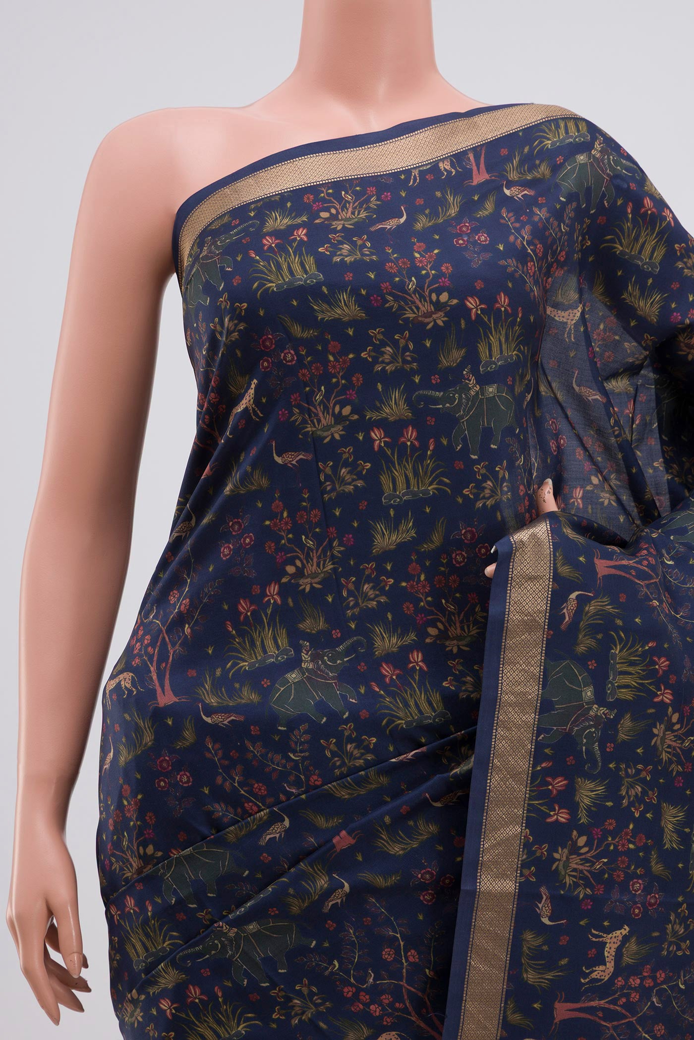 Border image of Navy Blue Printed Silk Saree with Printed design on the body and Zari Border. 