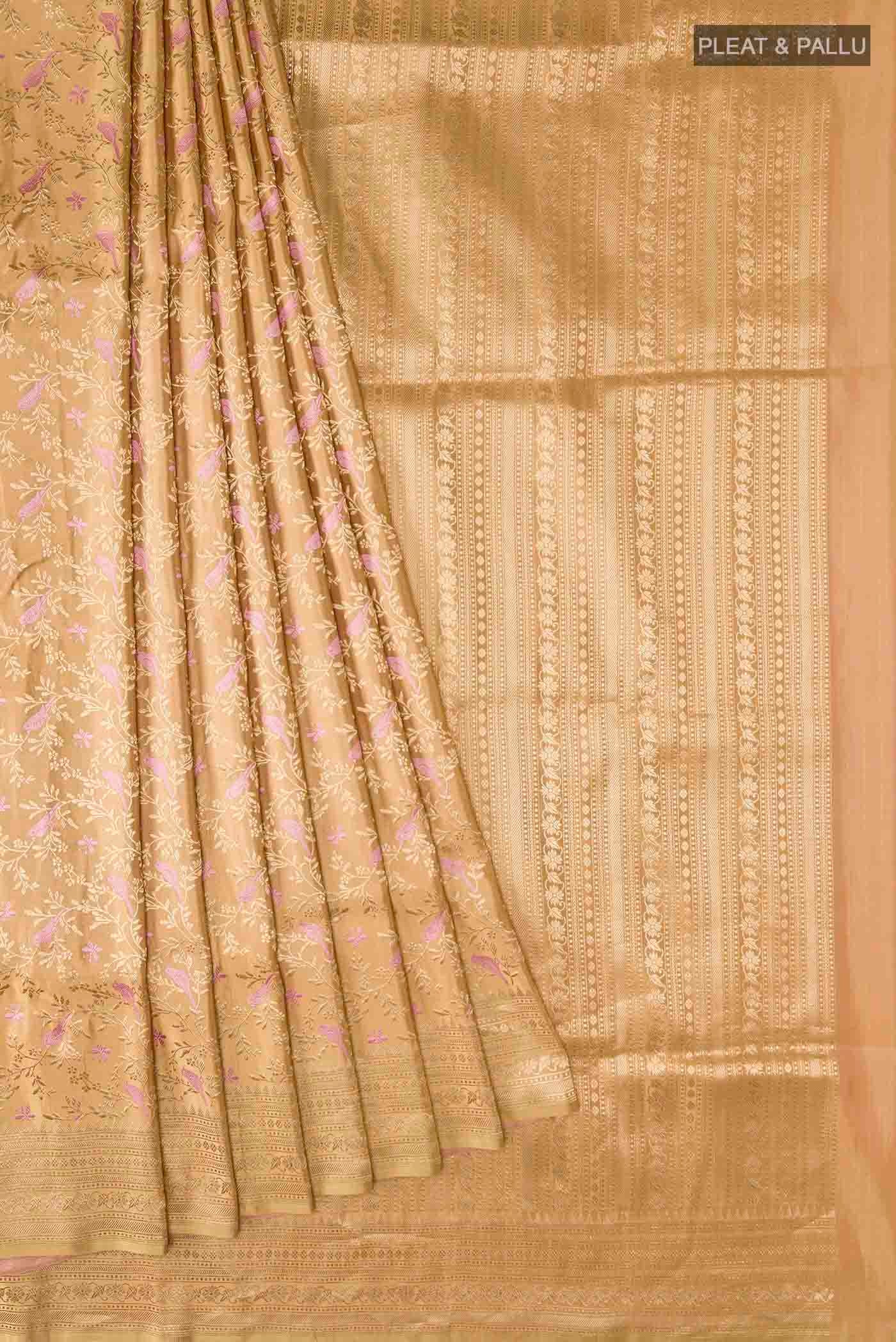 pleats pallu