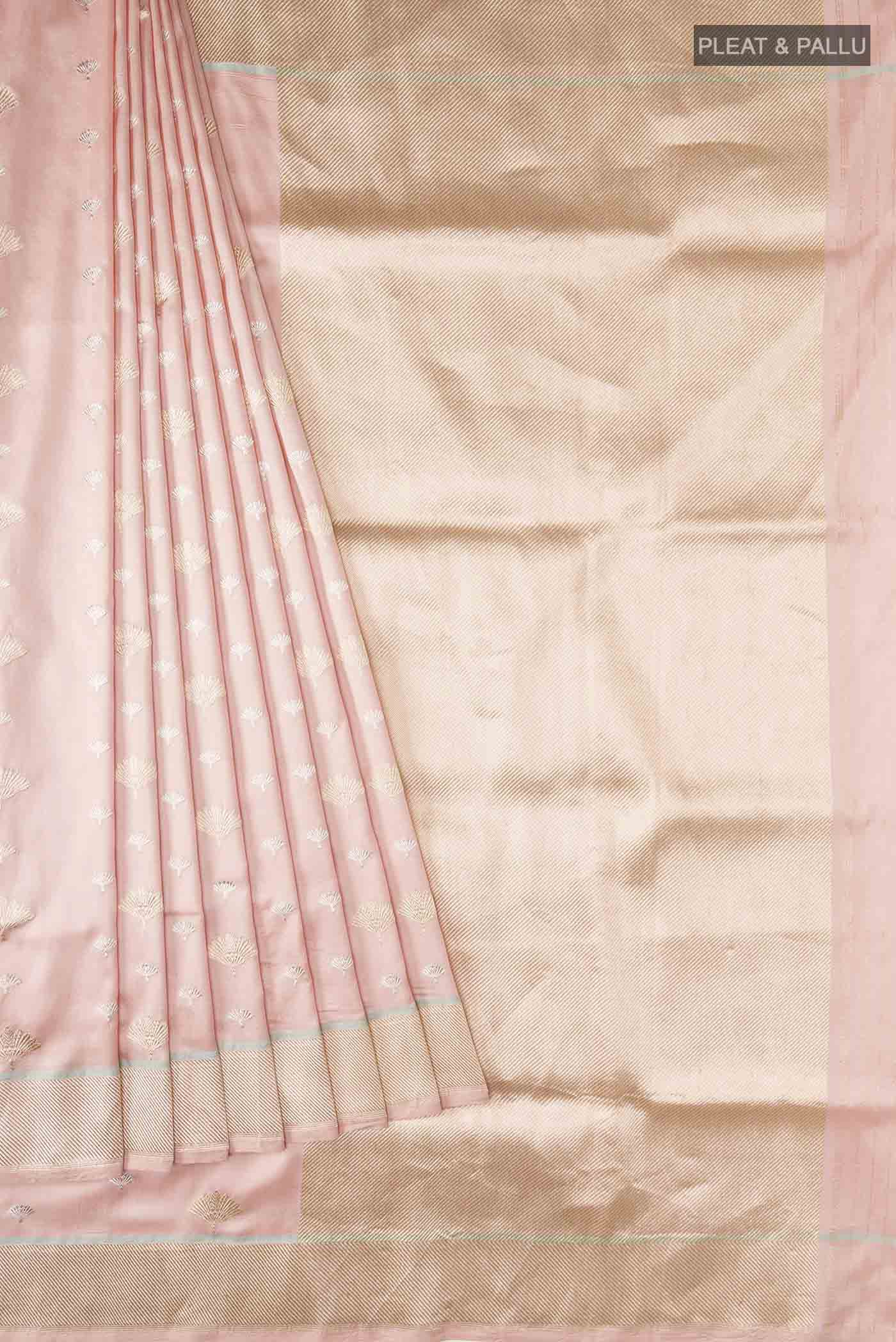 pleats pallu