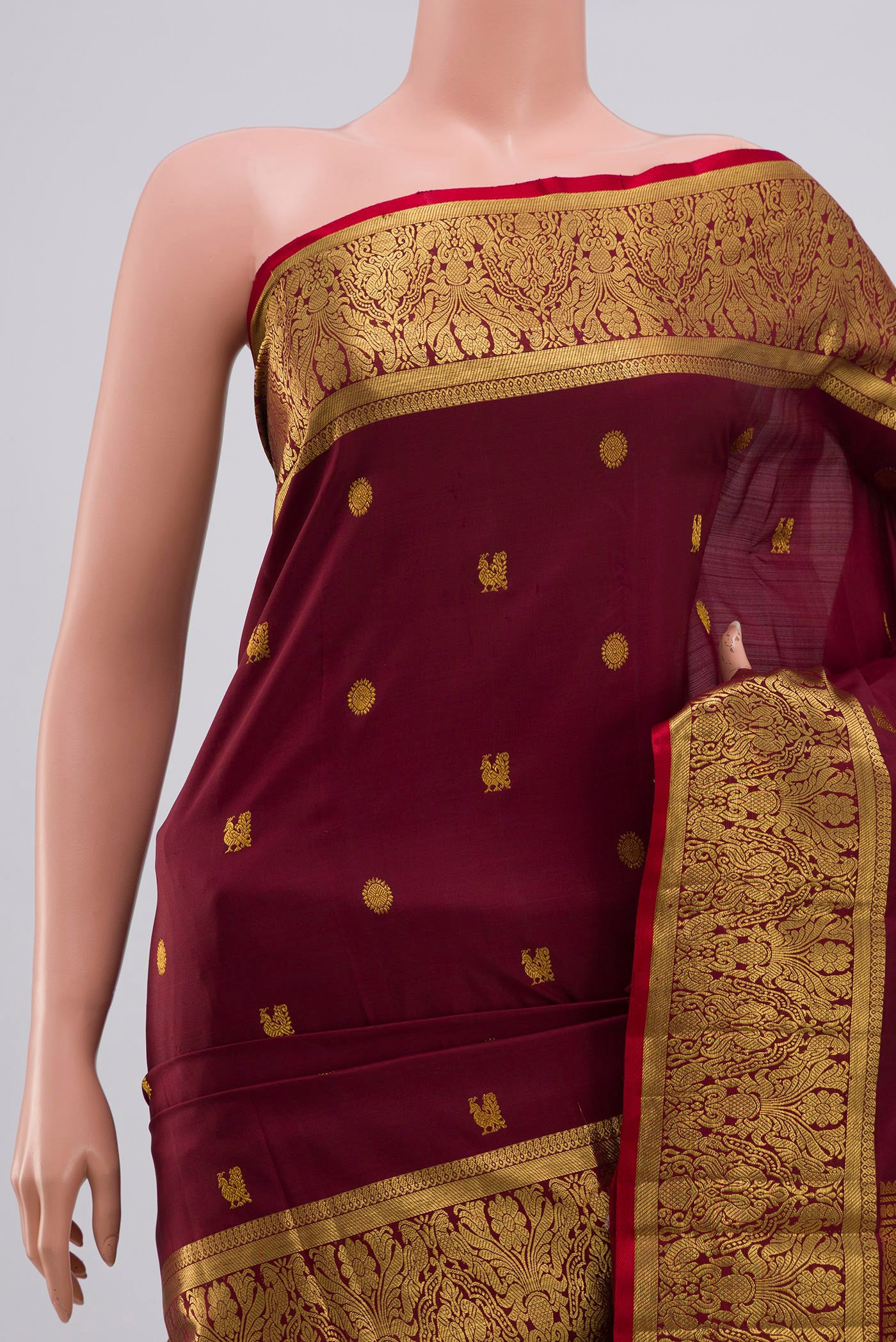 Border image of Coffee Brown Kanjivaram Silk Saree with Zari Butta on the body and Zari Border. 