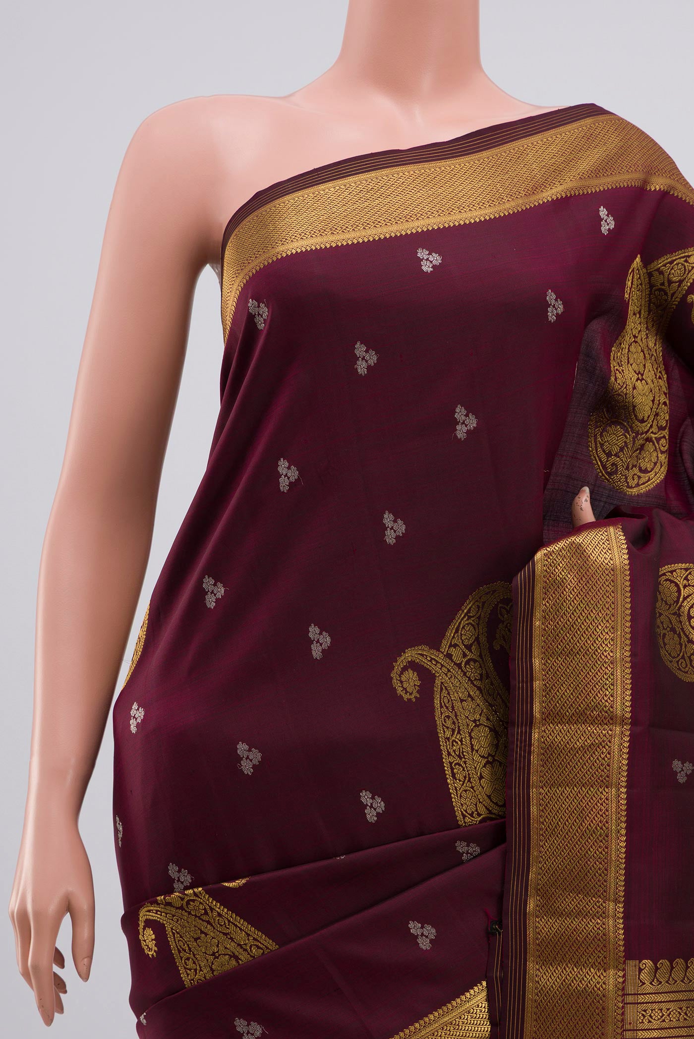 Border image of Brown Kanjivaram Silk Saree with Zari Butta on the body and Zari Border. 