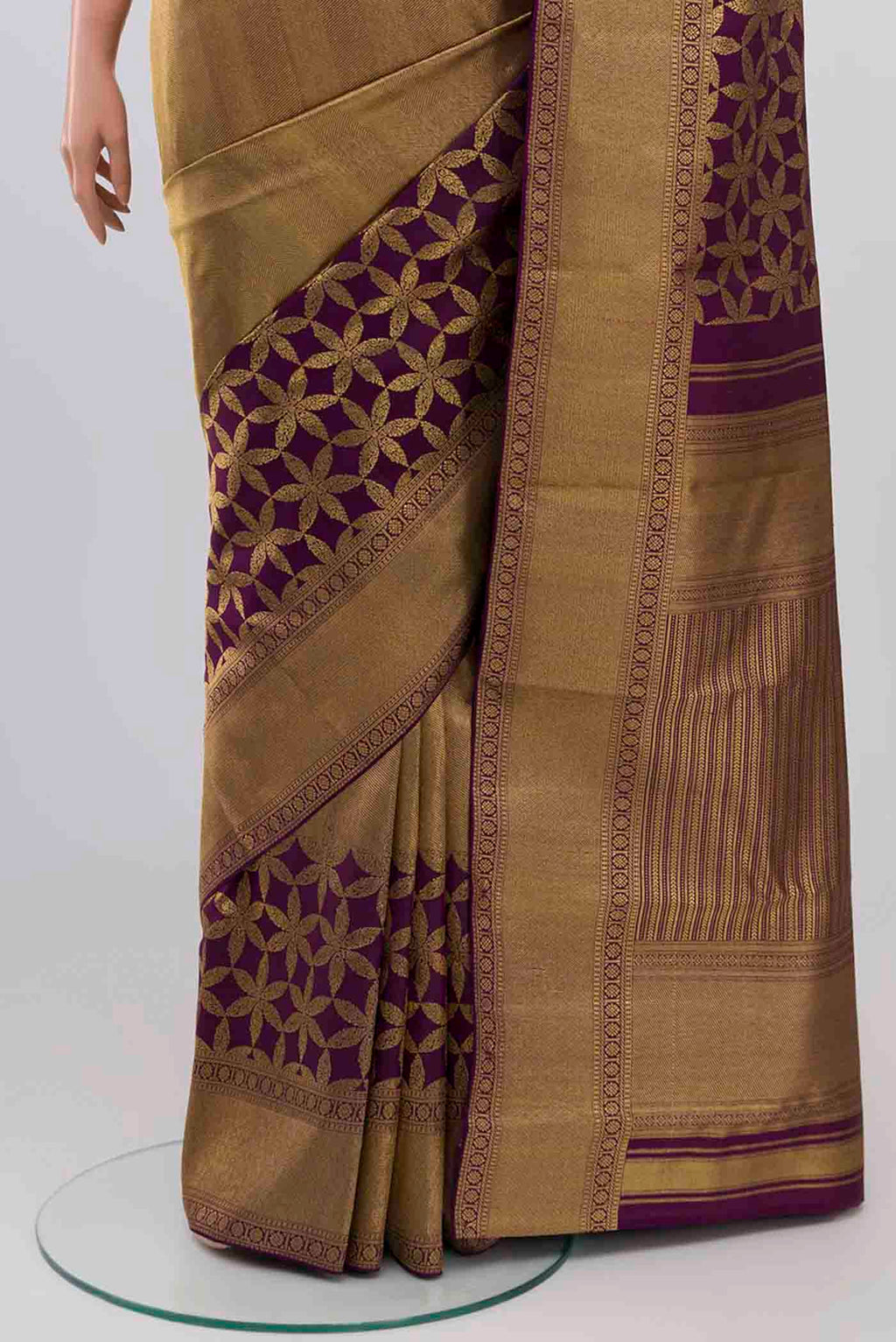 pleats pallu