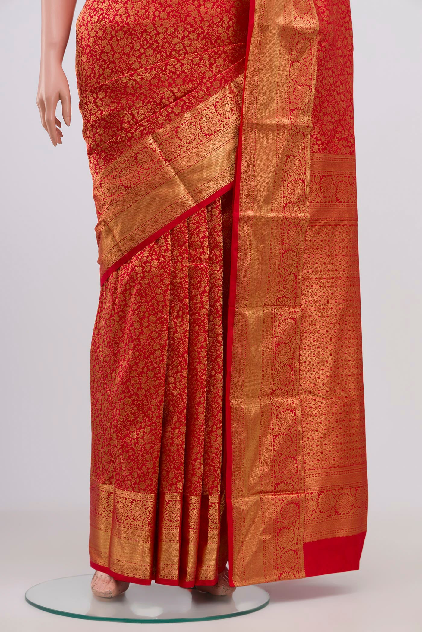 Pleats and pallu of Red Bangalore Silk Saree with Zari Brocade on the body and Zari Border. 