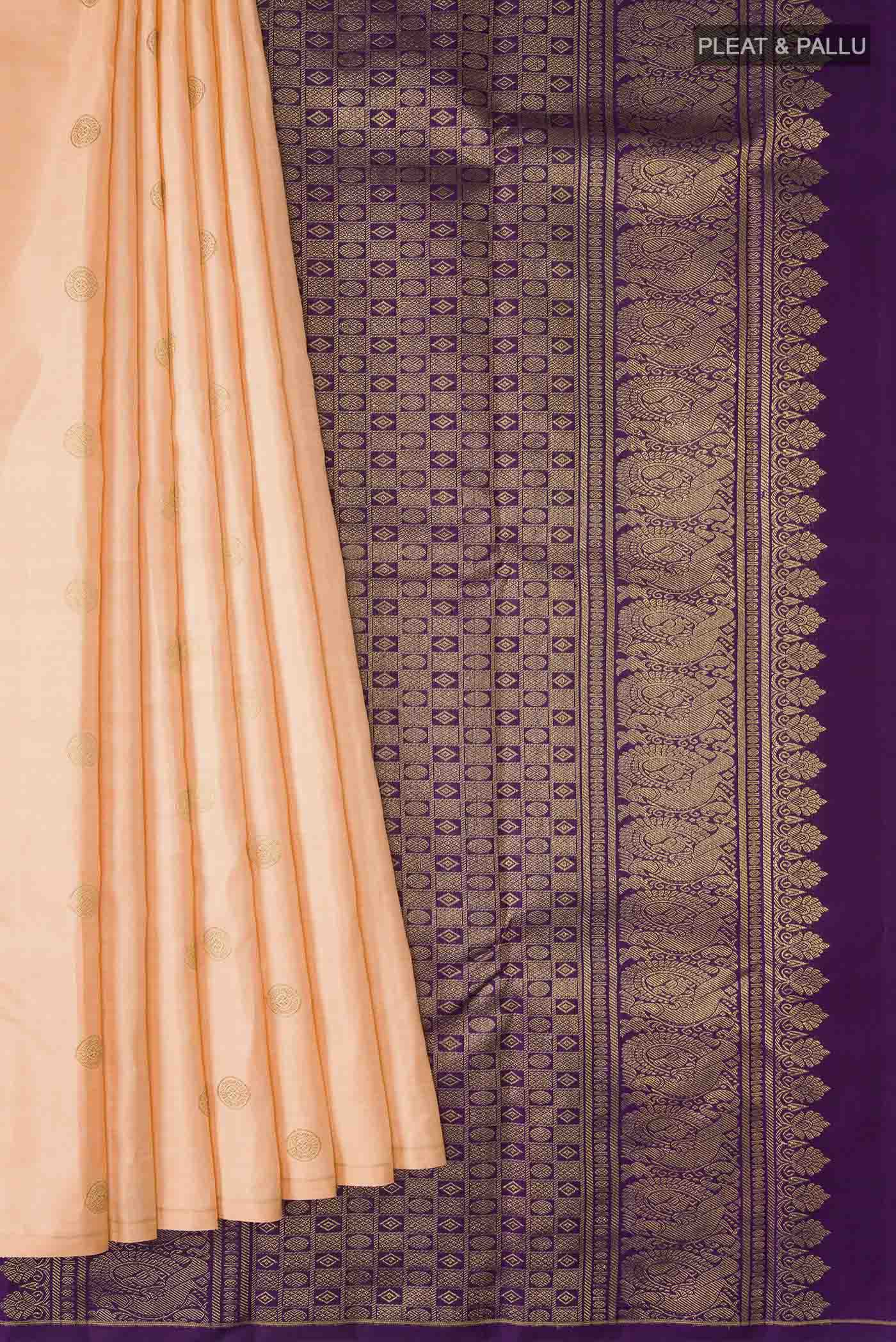 pleats pallu