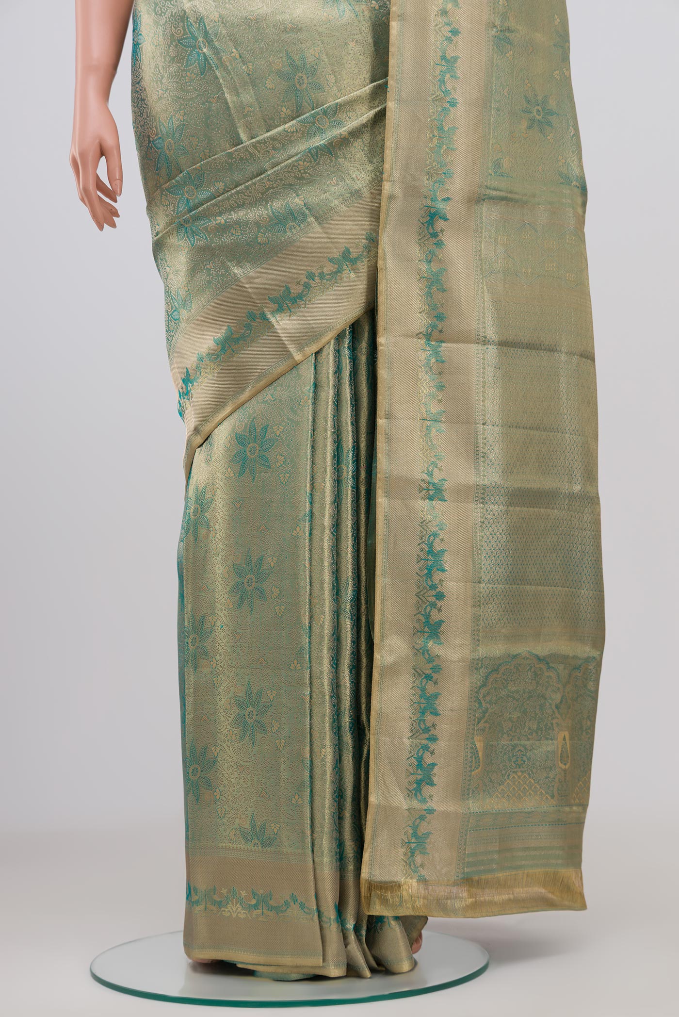 Pleats and pallu of Light Blue Kanjivaram Silk Saree with Zari Brocade on the body and Zari Border. 