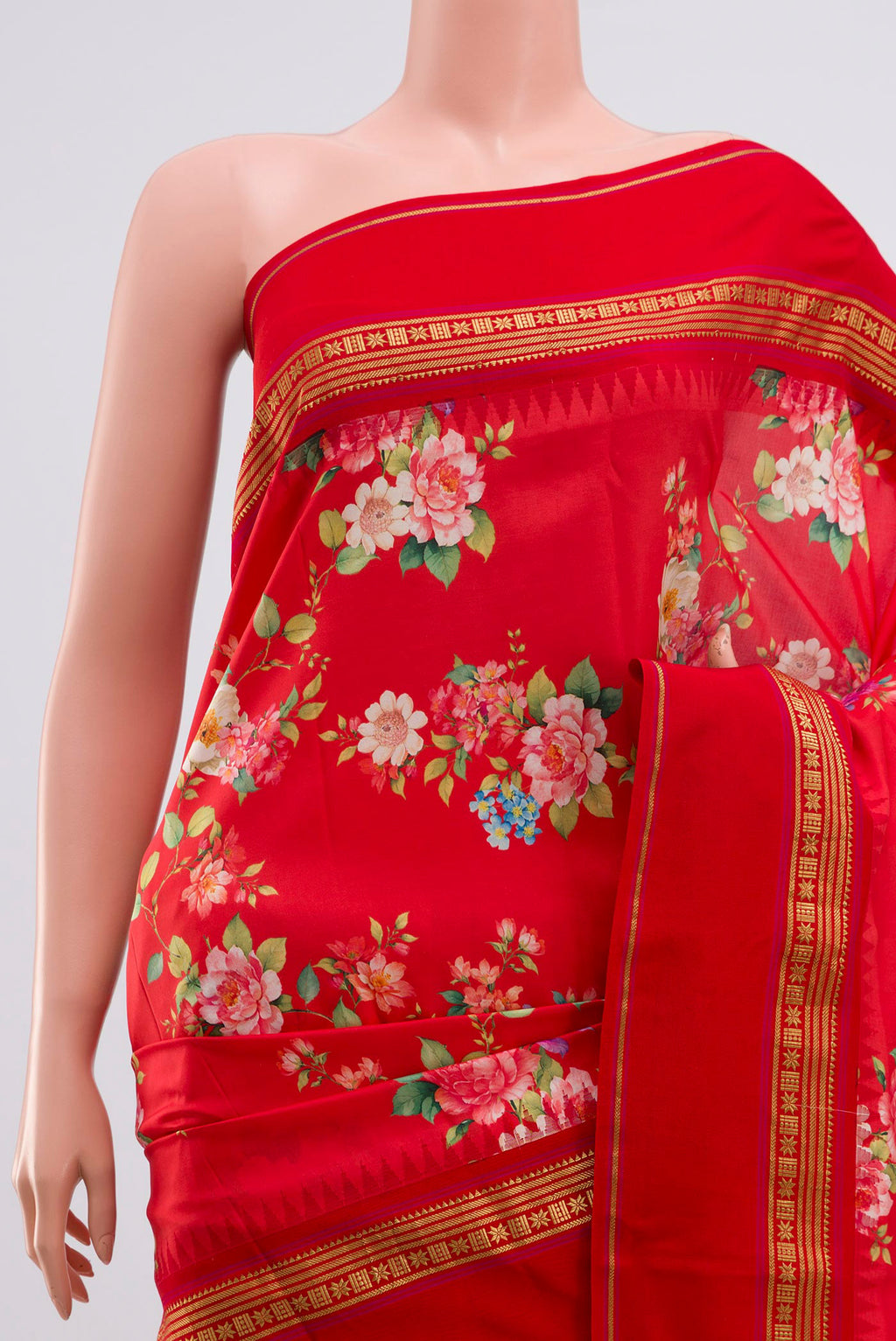 Border image of Red Printed Silk Saree with Printed design on the body and Zari Border. 