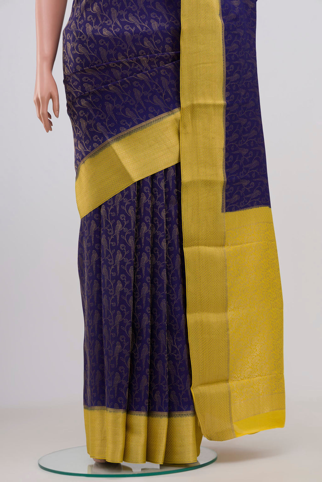 Pleats and pallu of Blue Mysore Crepe Saree with Zari Brocade on the body and Zari Border. 