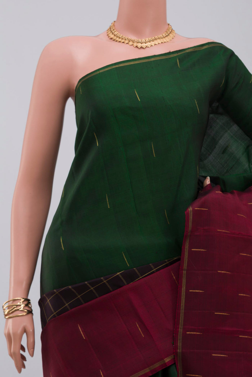 Border image of Pure Silk Pure Zari Black Kanchipuram Saree with Checked design on the body and Ganga Jamuna Border. 
