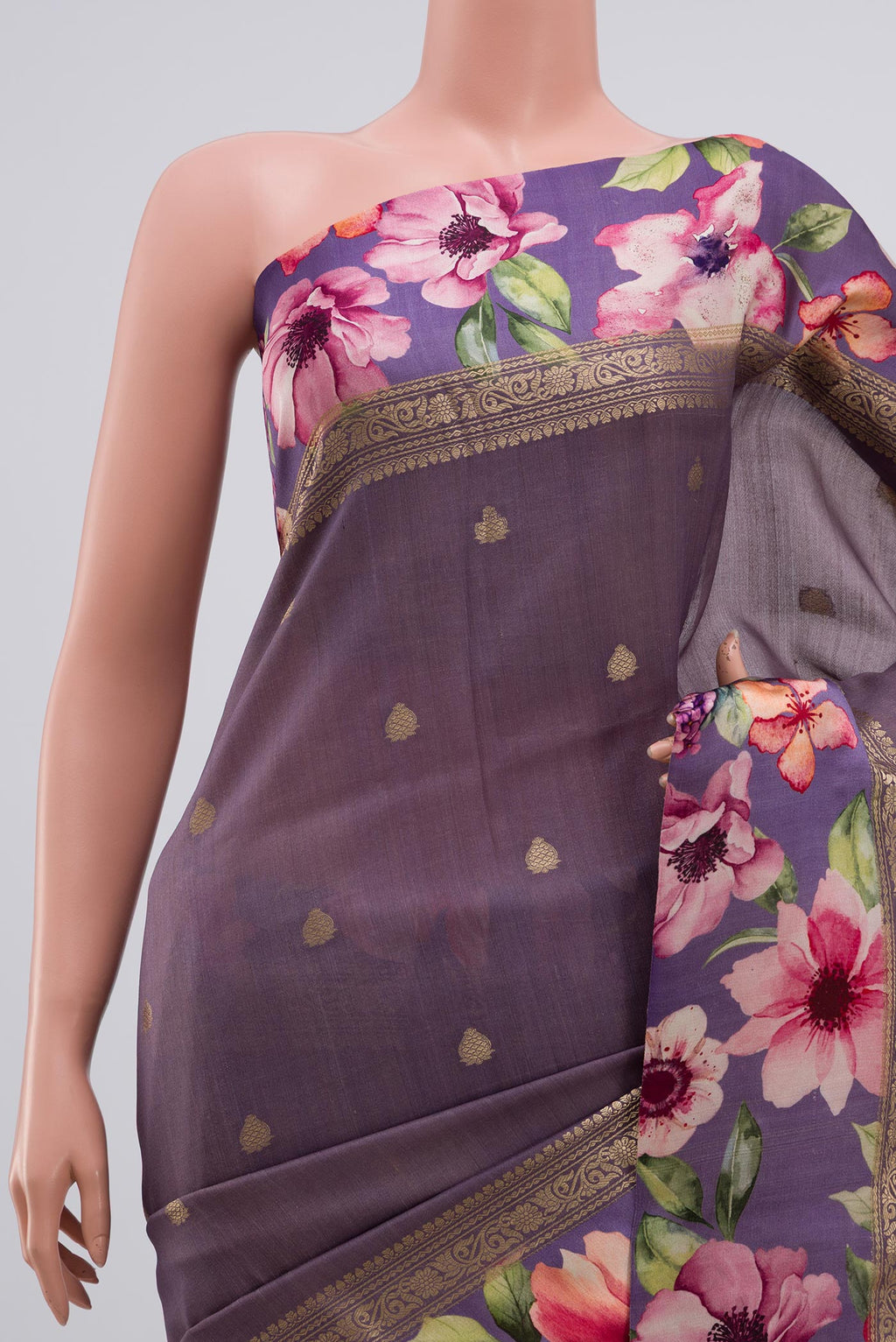 Border image of Lavender Tussar Silk Saree with Zari Butta on the body and Fancy Border. 