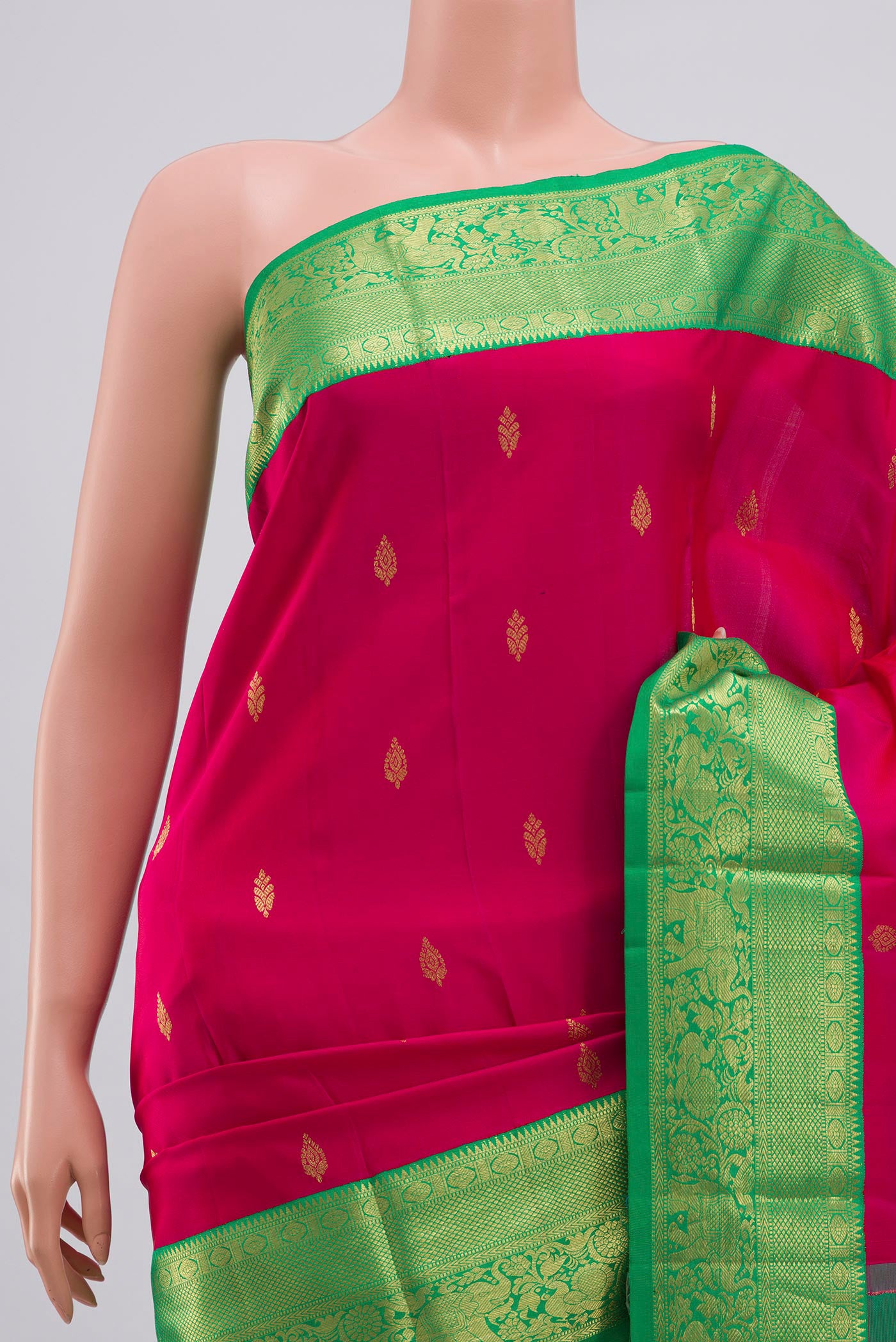 Border image of Pink Kanjivaram Silk Saree with Zari Butta on the body and Zari Border. 