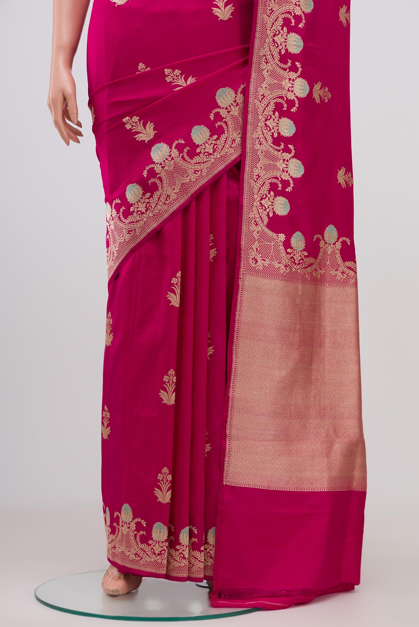 Pleats and pallu of Pink Banarasi Katan Silk Saree with Zari Butta on the body and Fancy Border. 