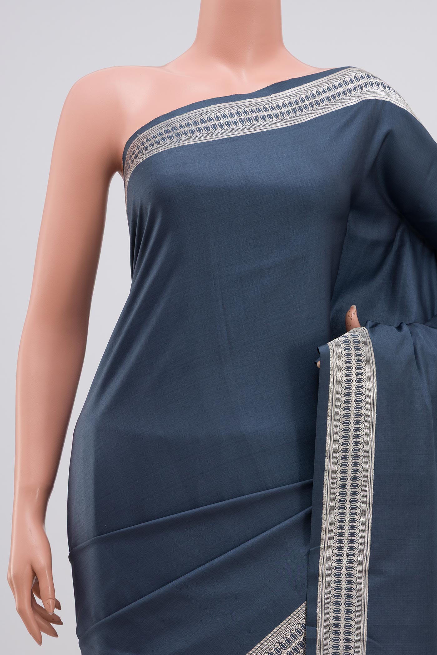 Border image of Grey Banarasi Silk Saree with Plain Body and Zari Border. 