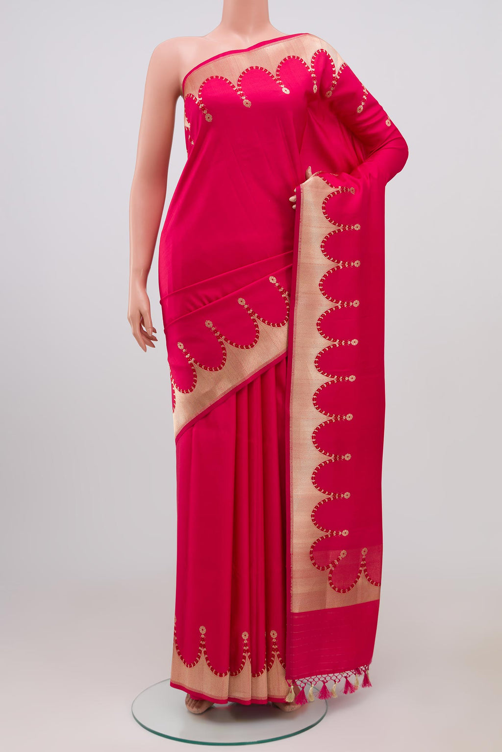 Pink Banarasi Silk Saree with Plain Body and Fancy Border.  displayed on a mannequin