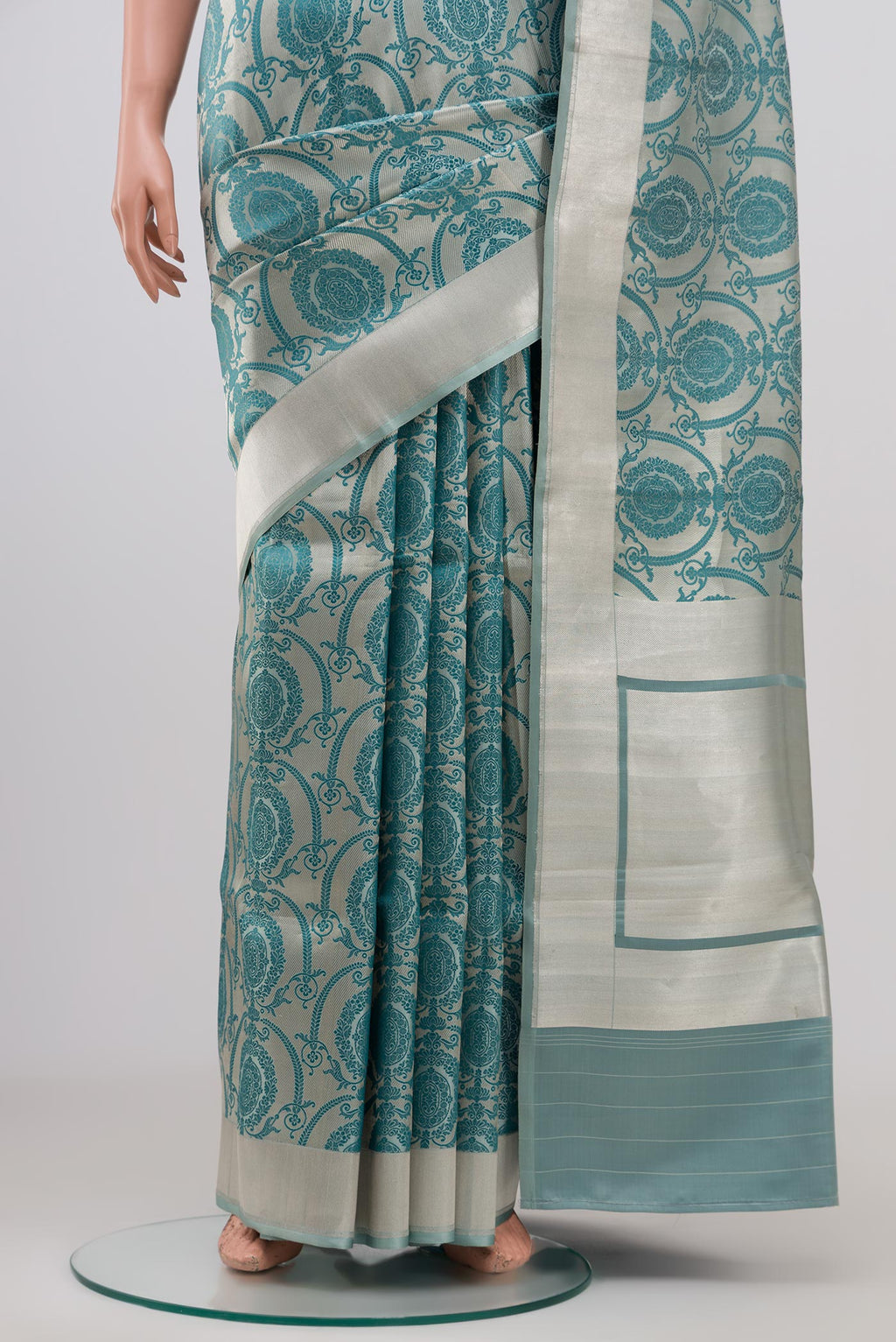 Pleats and pallu of Grey Banarasi Silk Saree with Zari Brocade on the body and Zari Border. 
