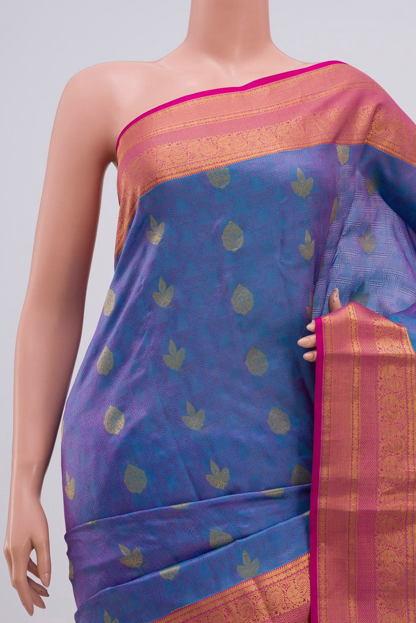 Border image of Blue Kanchipuram Silk Saree with Jacquard design on the body and Zari Border. 
