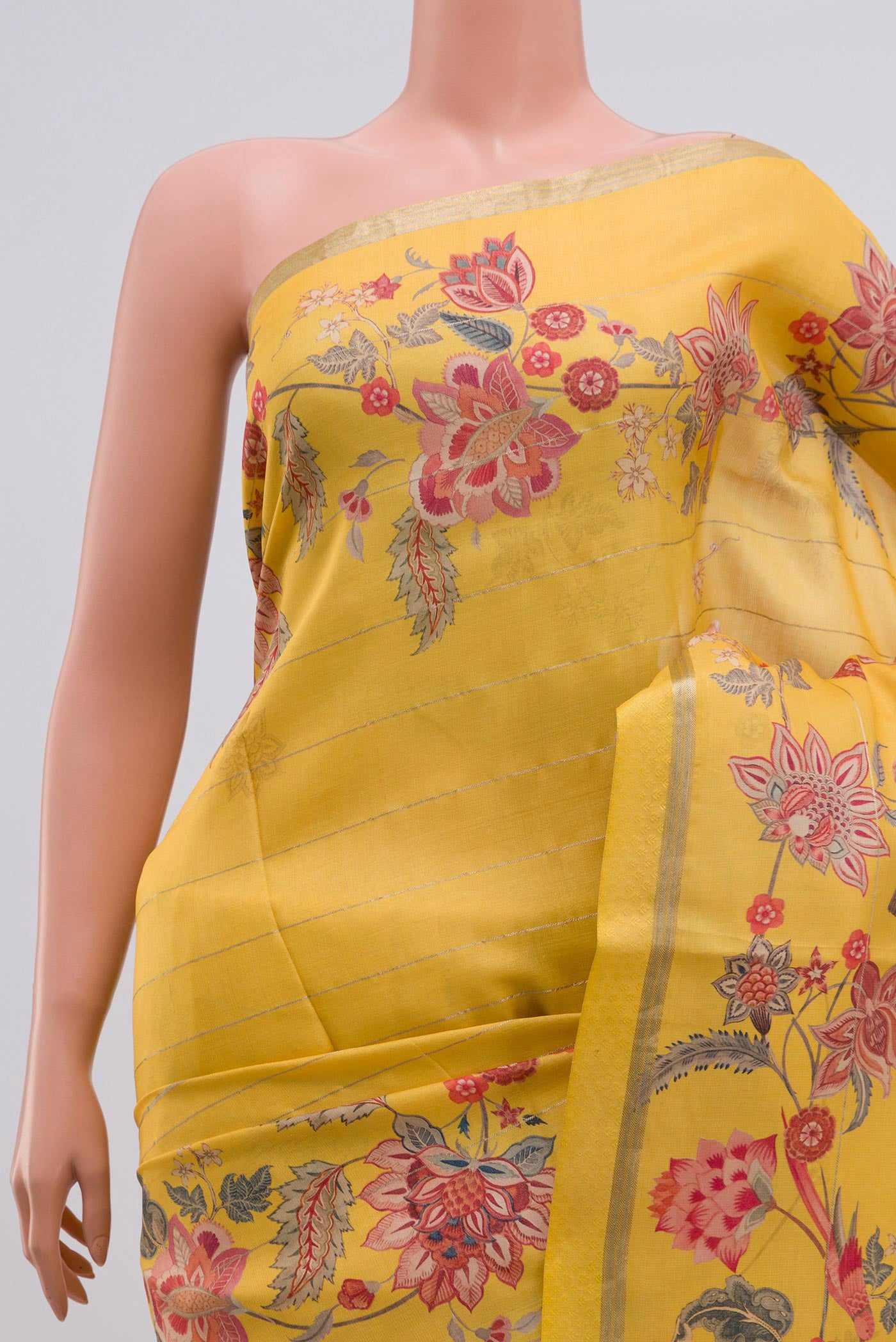Border image of Yellow Tussar Silk Saree with Fancy on the body and Thin Zari Line. 