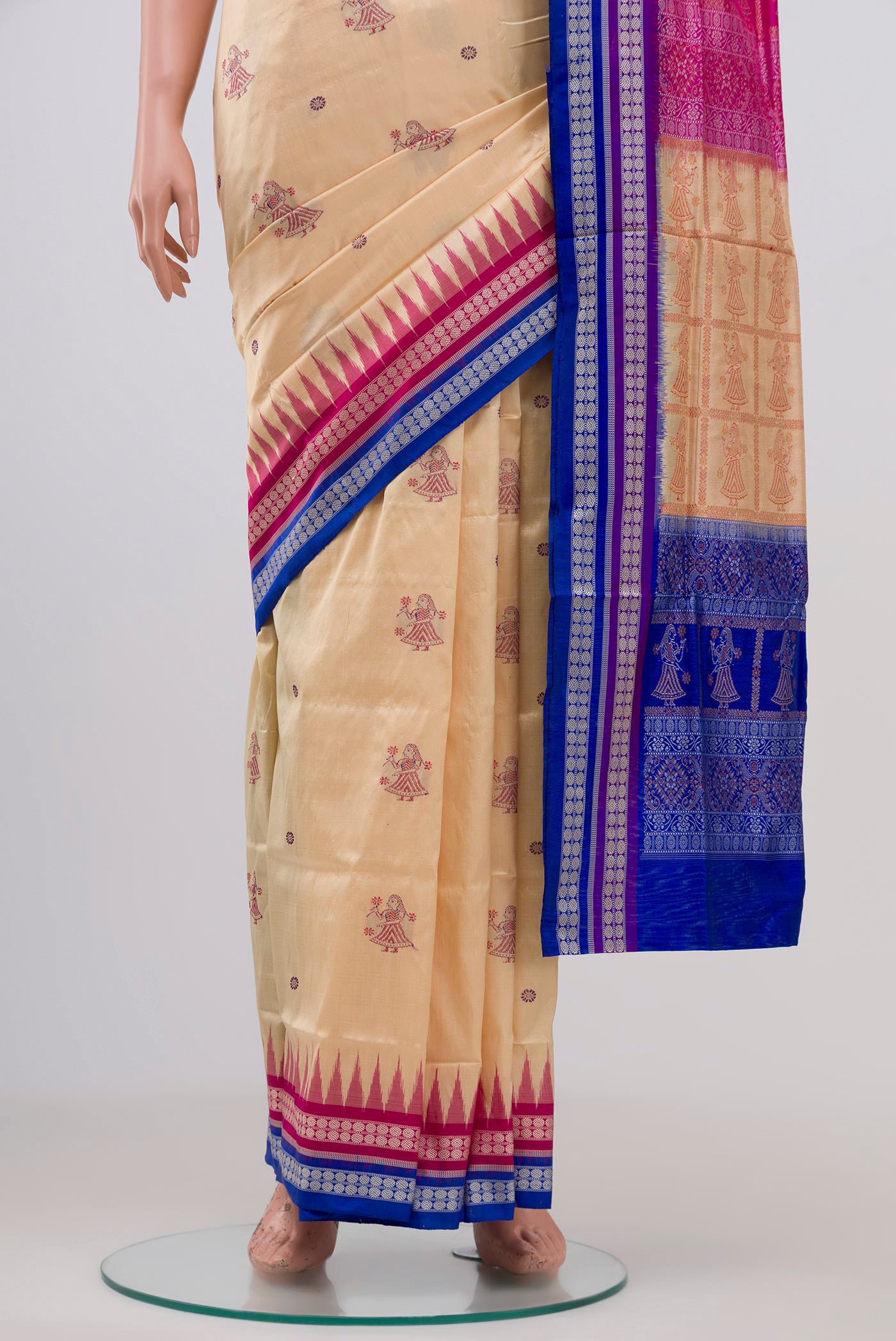 Pleats and pallu of Beige Orissa Silk Saree with Thread Butta on the body and Thread Border. 