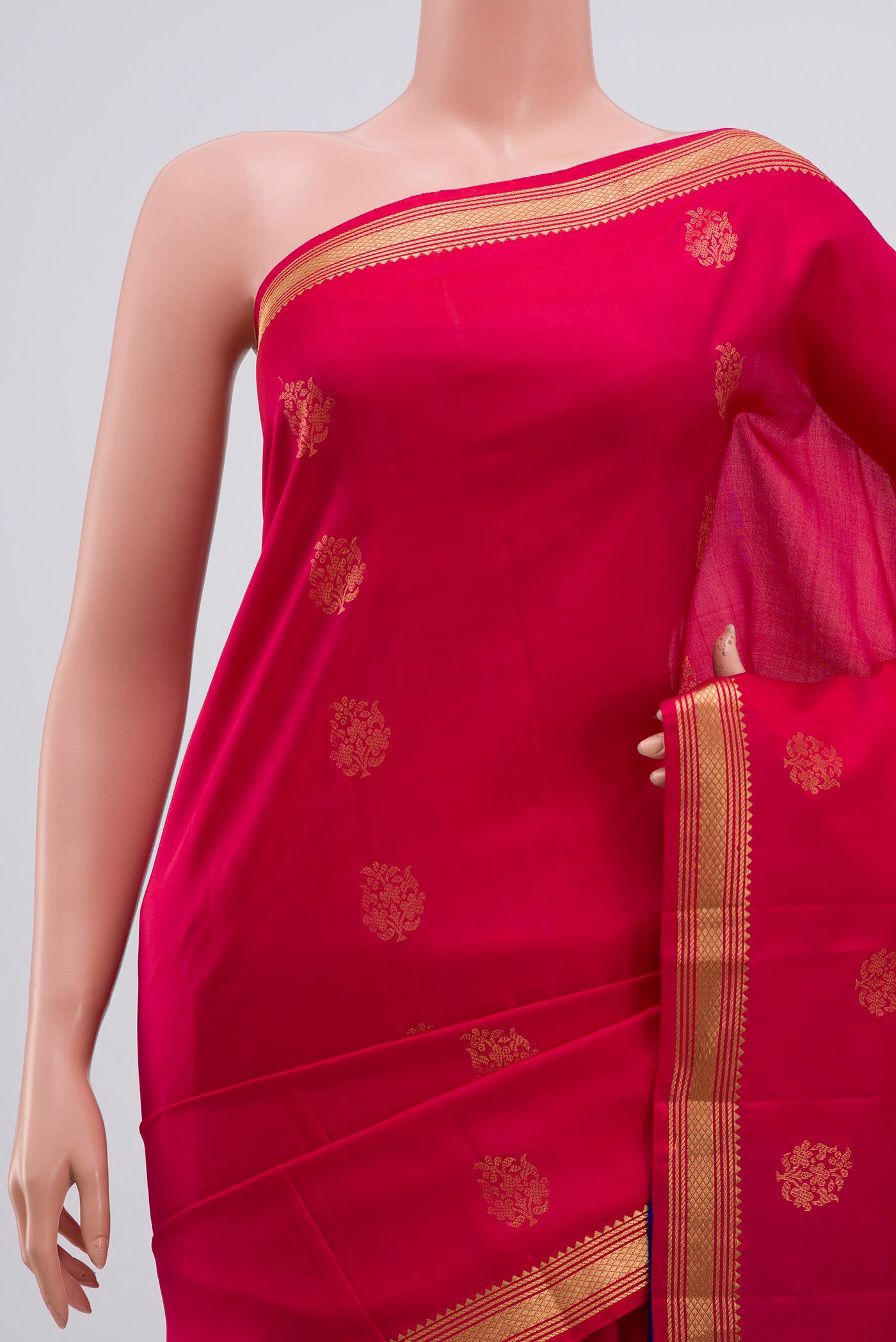 Border image of Pink Soft Silk Saree with Zari Butta on the body and Zari Border. 