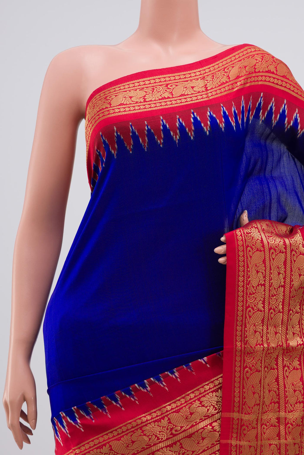Border image of Blue Pochampally Silk Saree with Plain Body and Zari Border. 