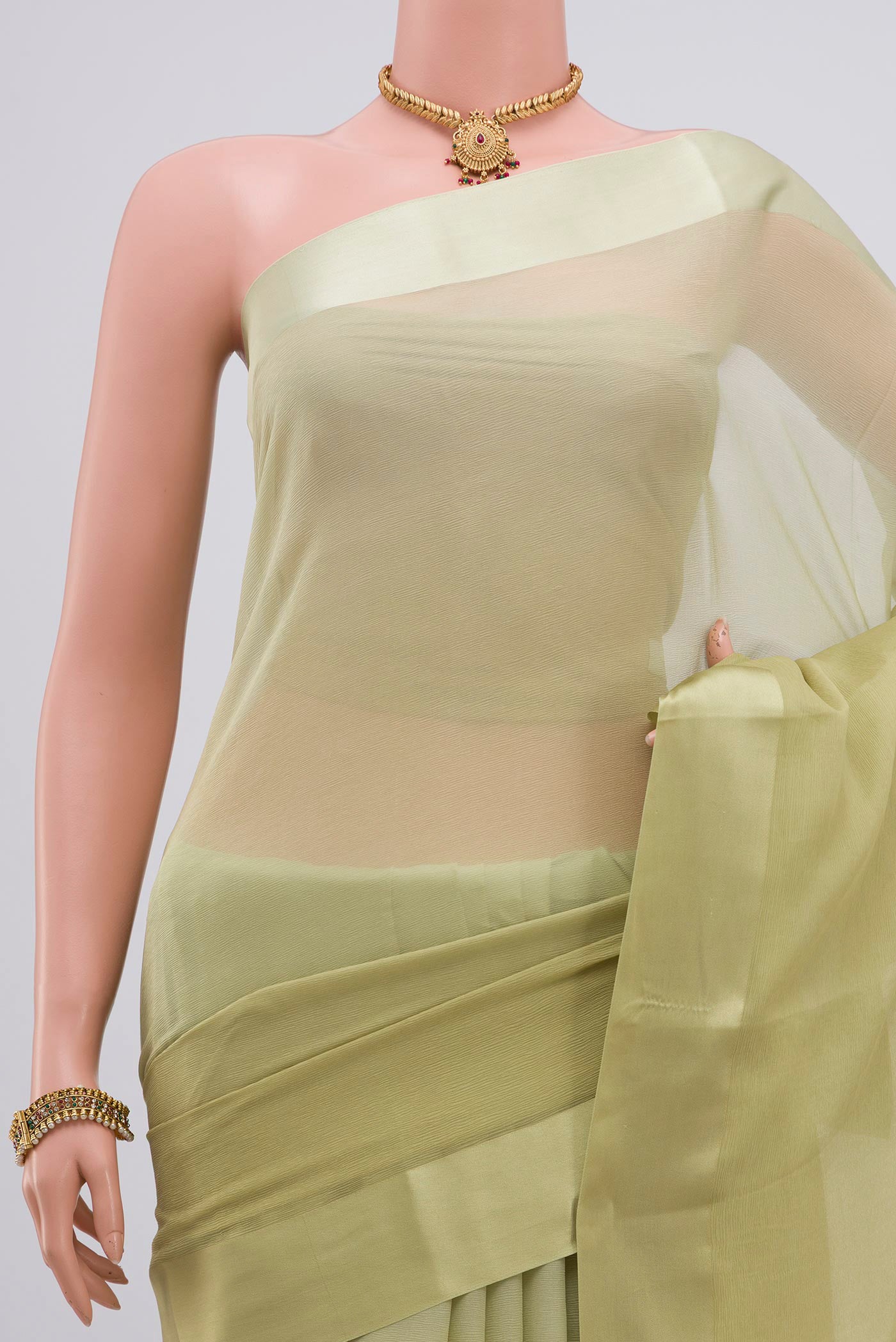 Border image of Light Green Chiffon Saree with Plain Body and Plain Border. 