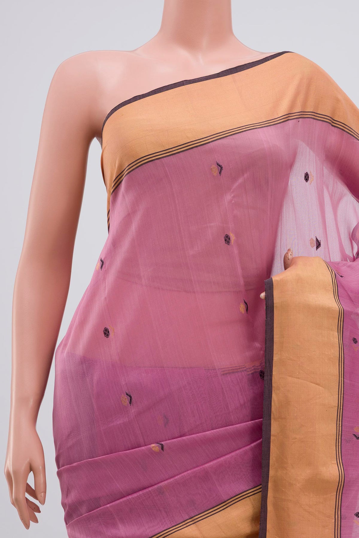 Border image of Pink Chanderi Silk Cotton Saree with Zari Butta on the body and Zari Border. 